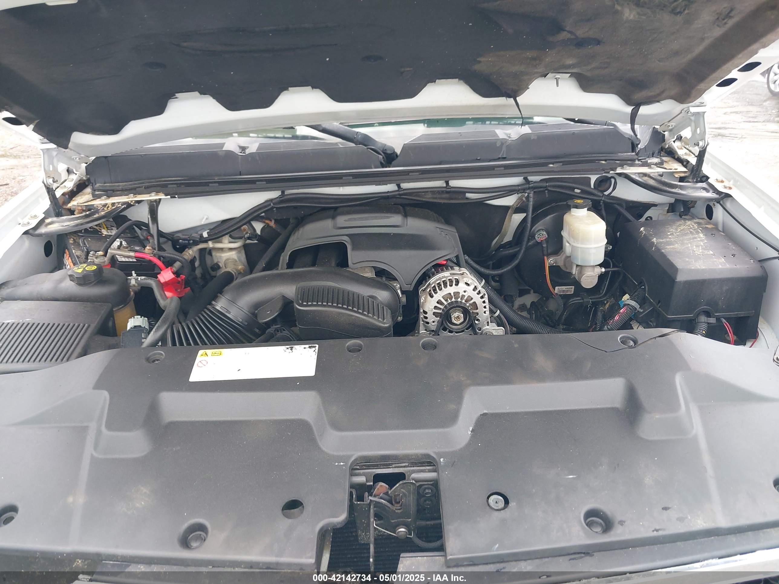 CHEVROLET SILVERADO image 10