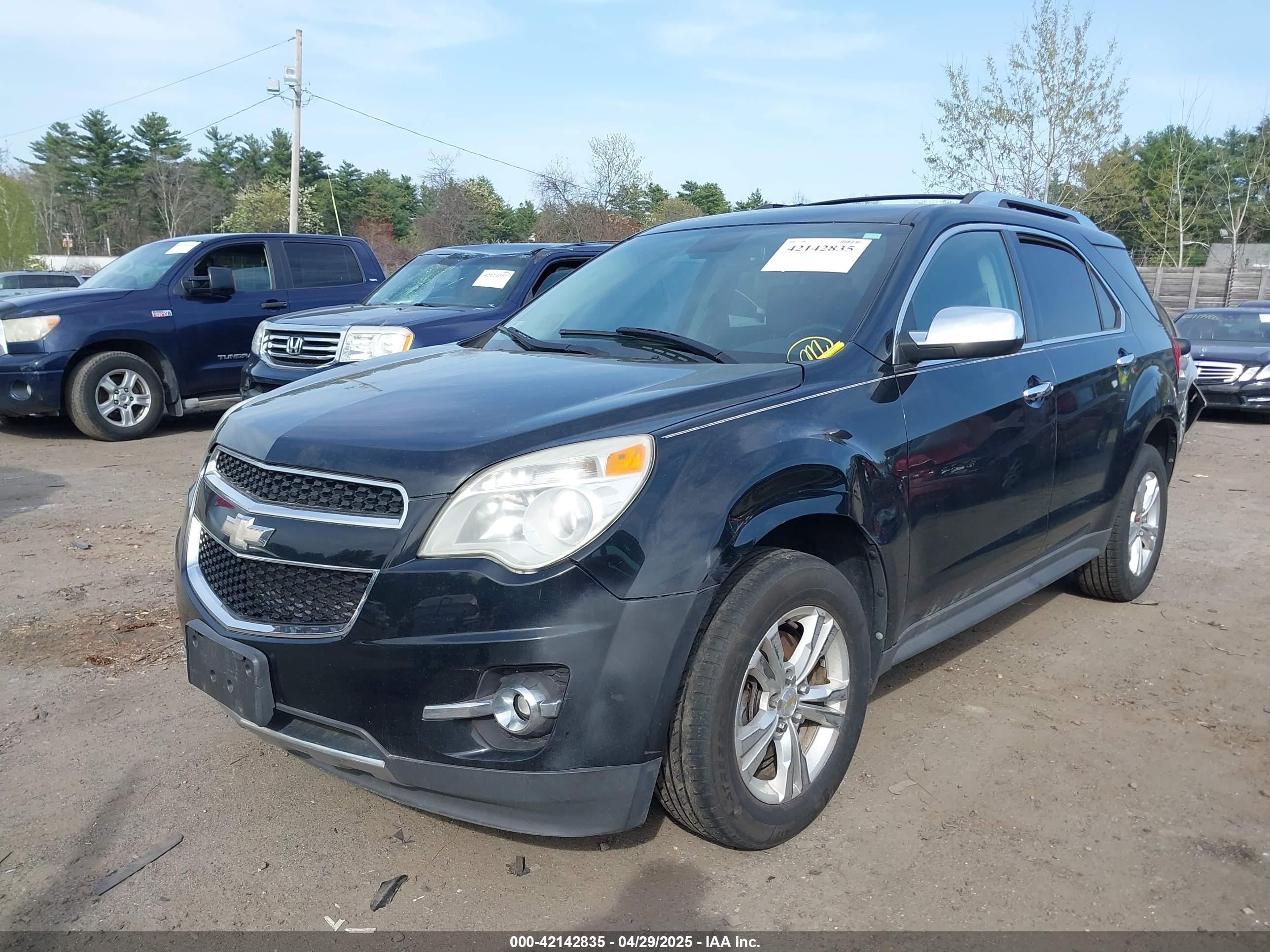 CHEVROLET EQUINOX image 2