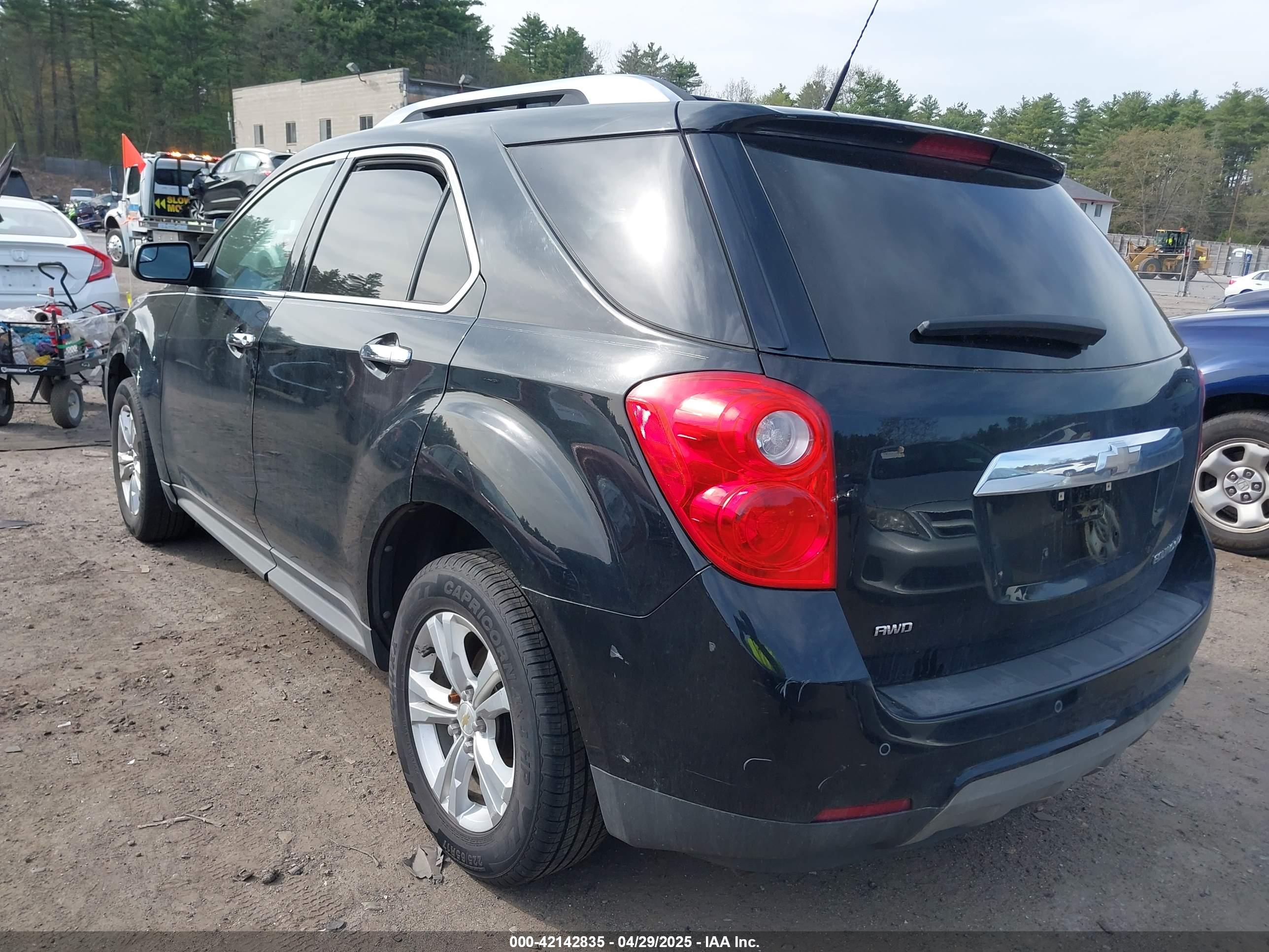 CHEVROLET EQUINOX image 3