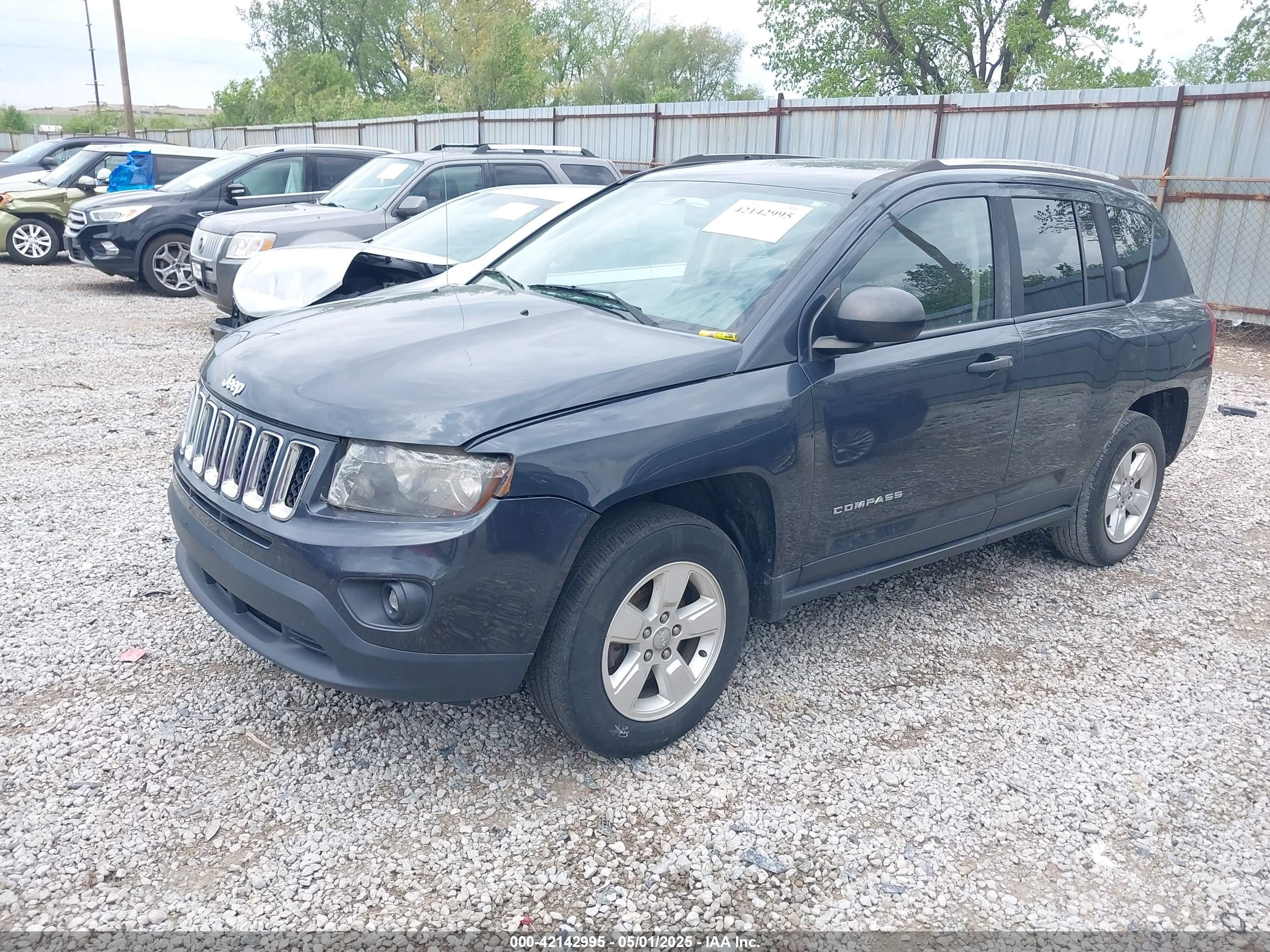 JEEP COMPASS image 2