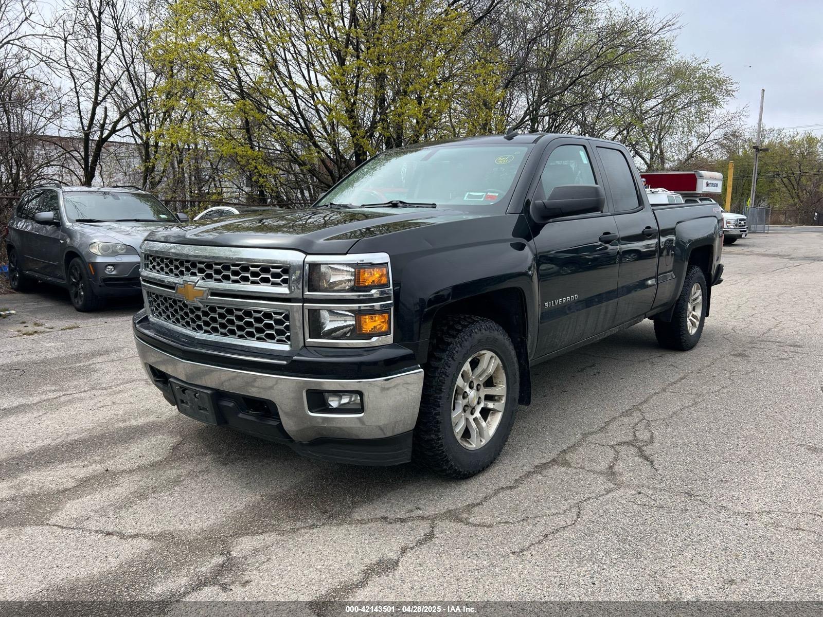 CHEVROLET SILVERADO image 2