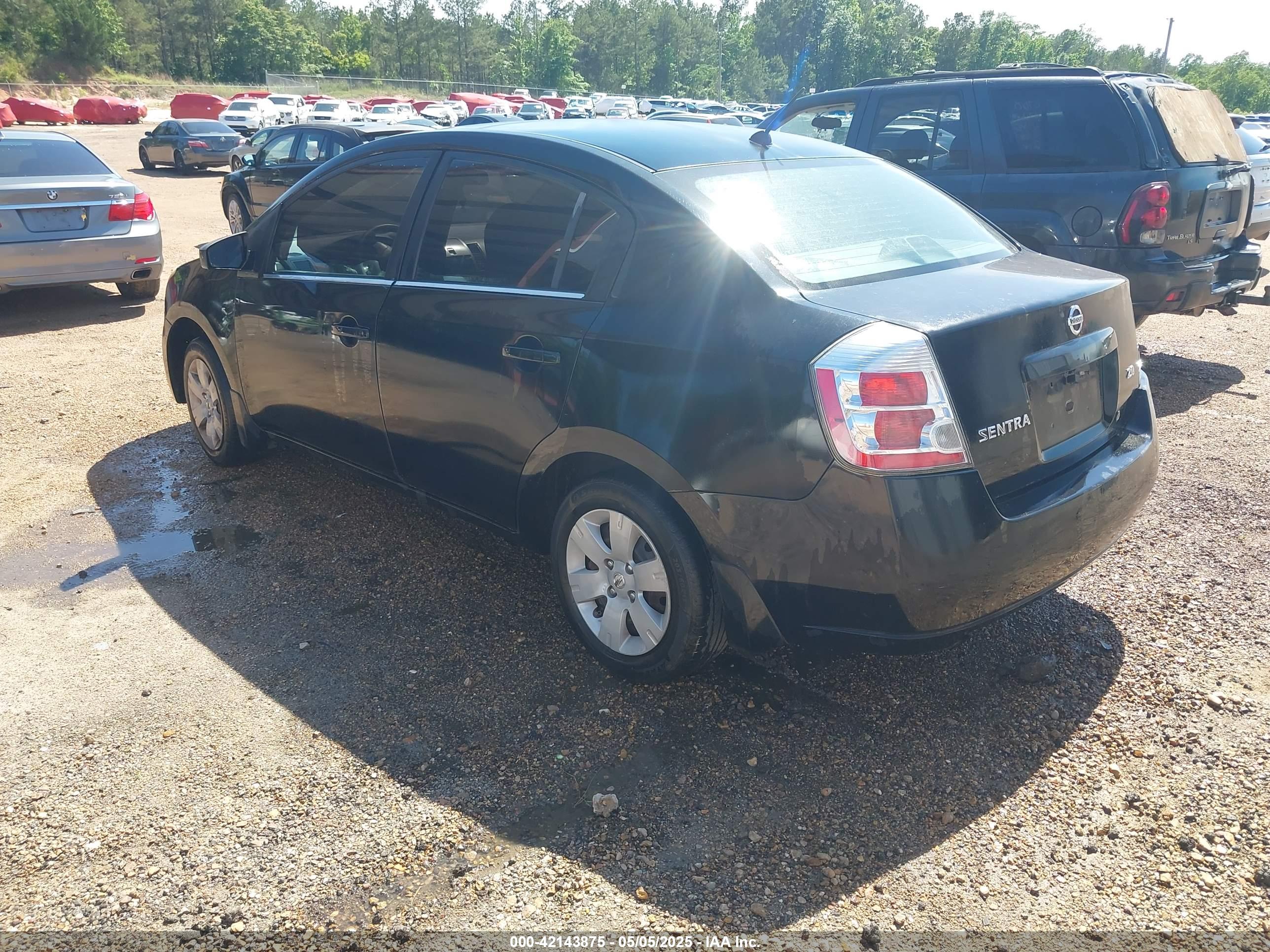 NISSAN SENTRA image 3