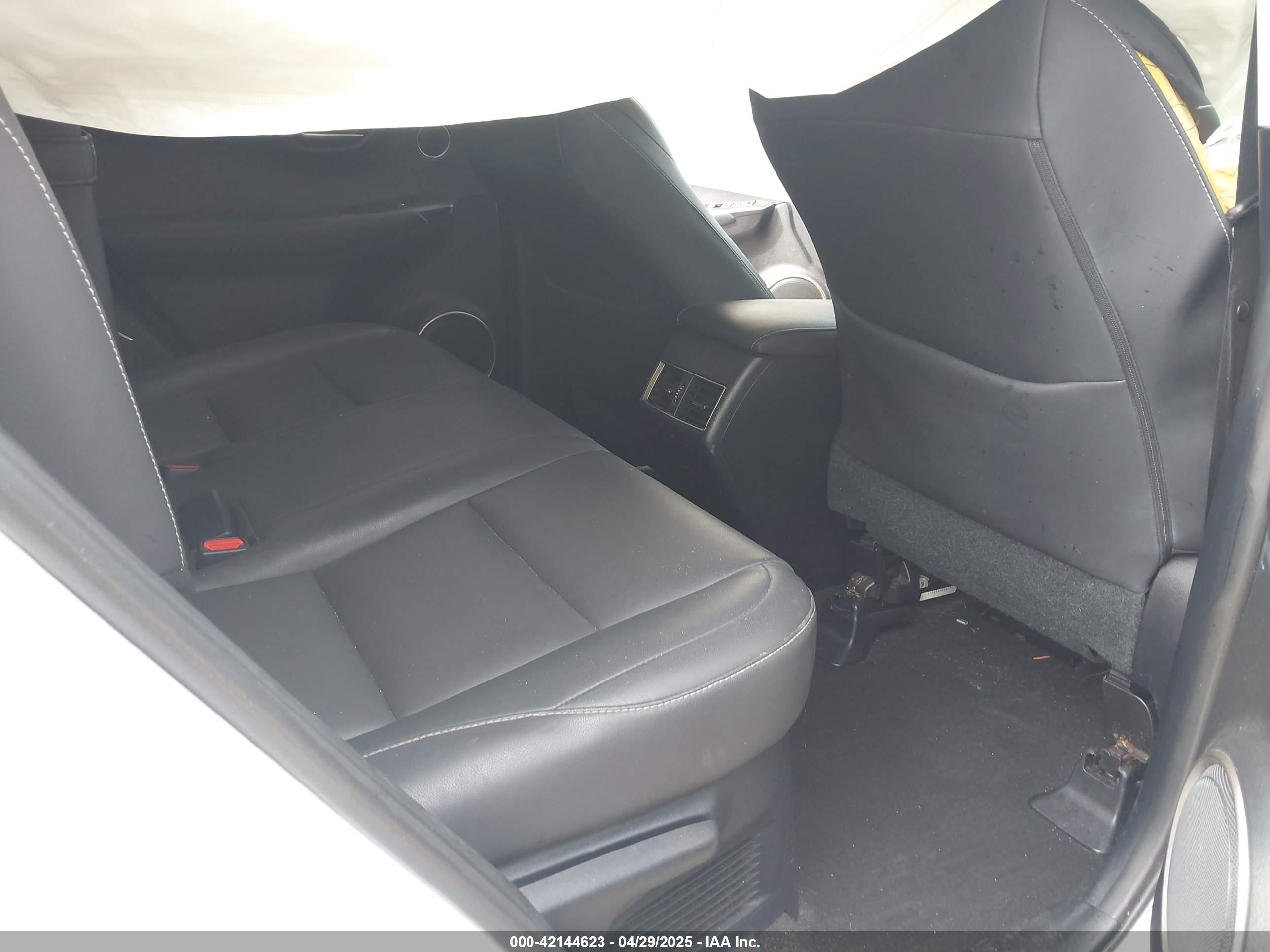 LEXUS NX image 8