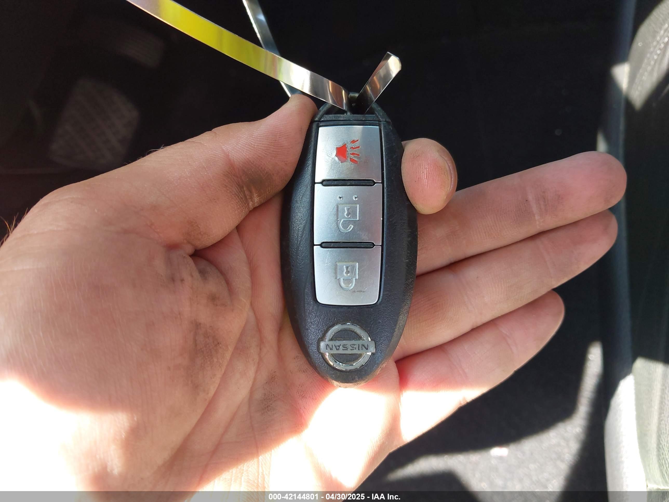 NISSAN MURANO image 11
