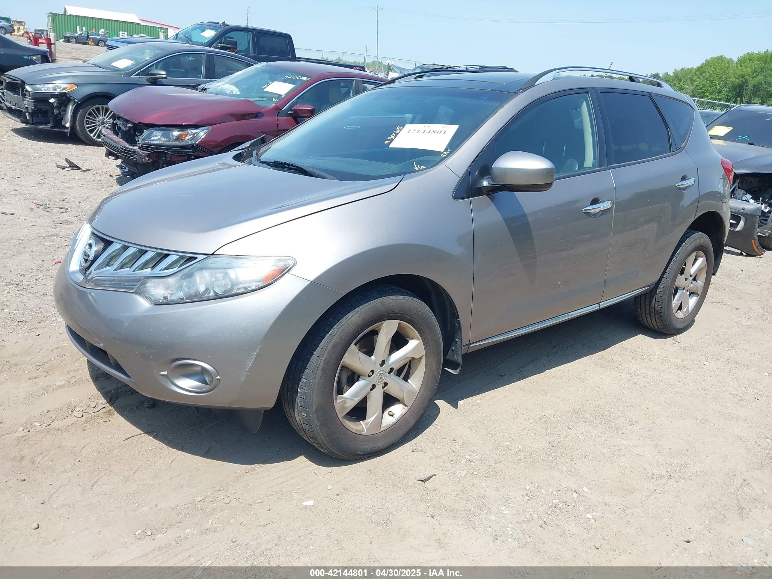NISSAN MURANO image 2