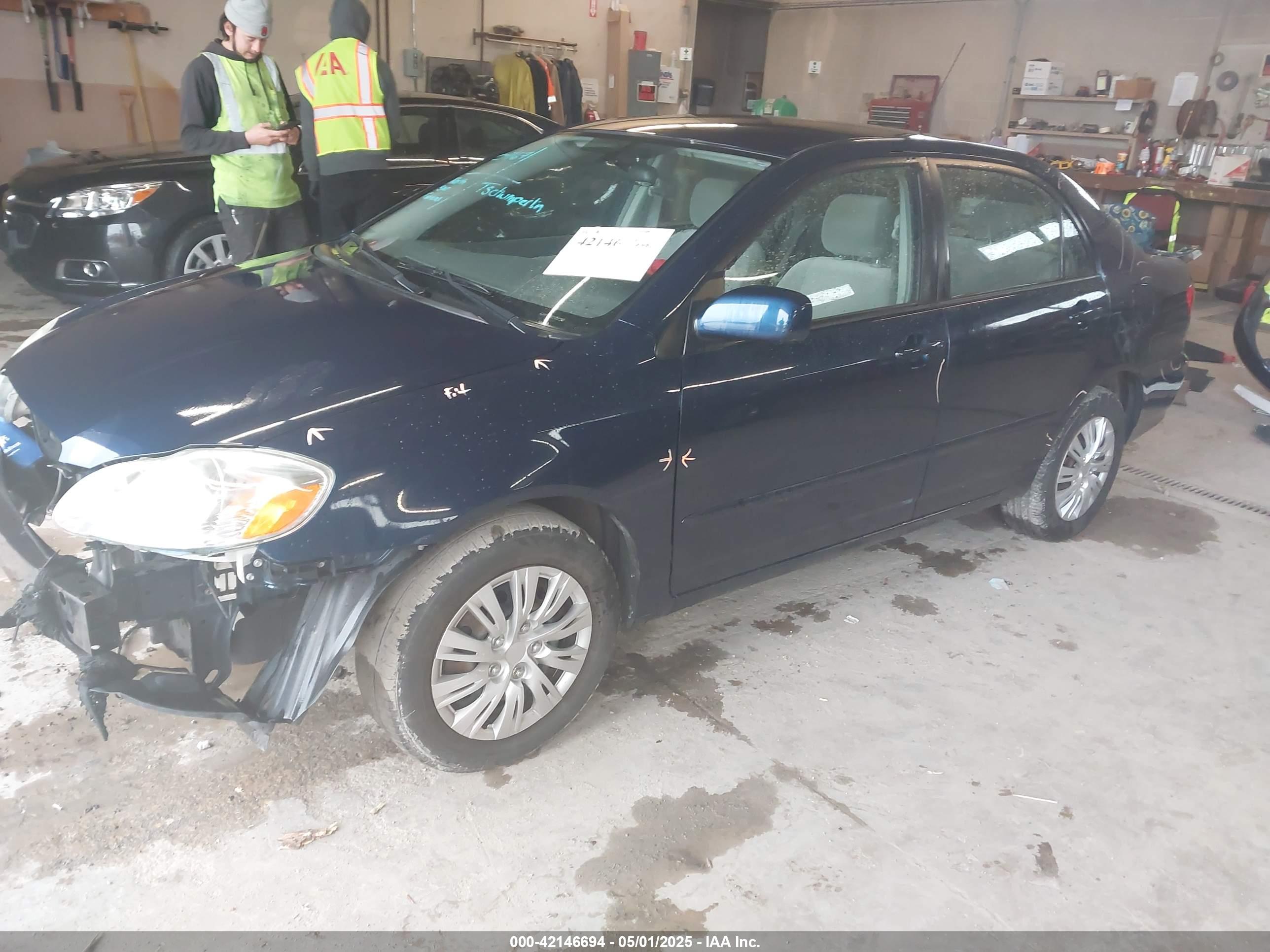 TOYOTA COROLLA image 2