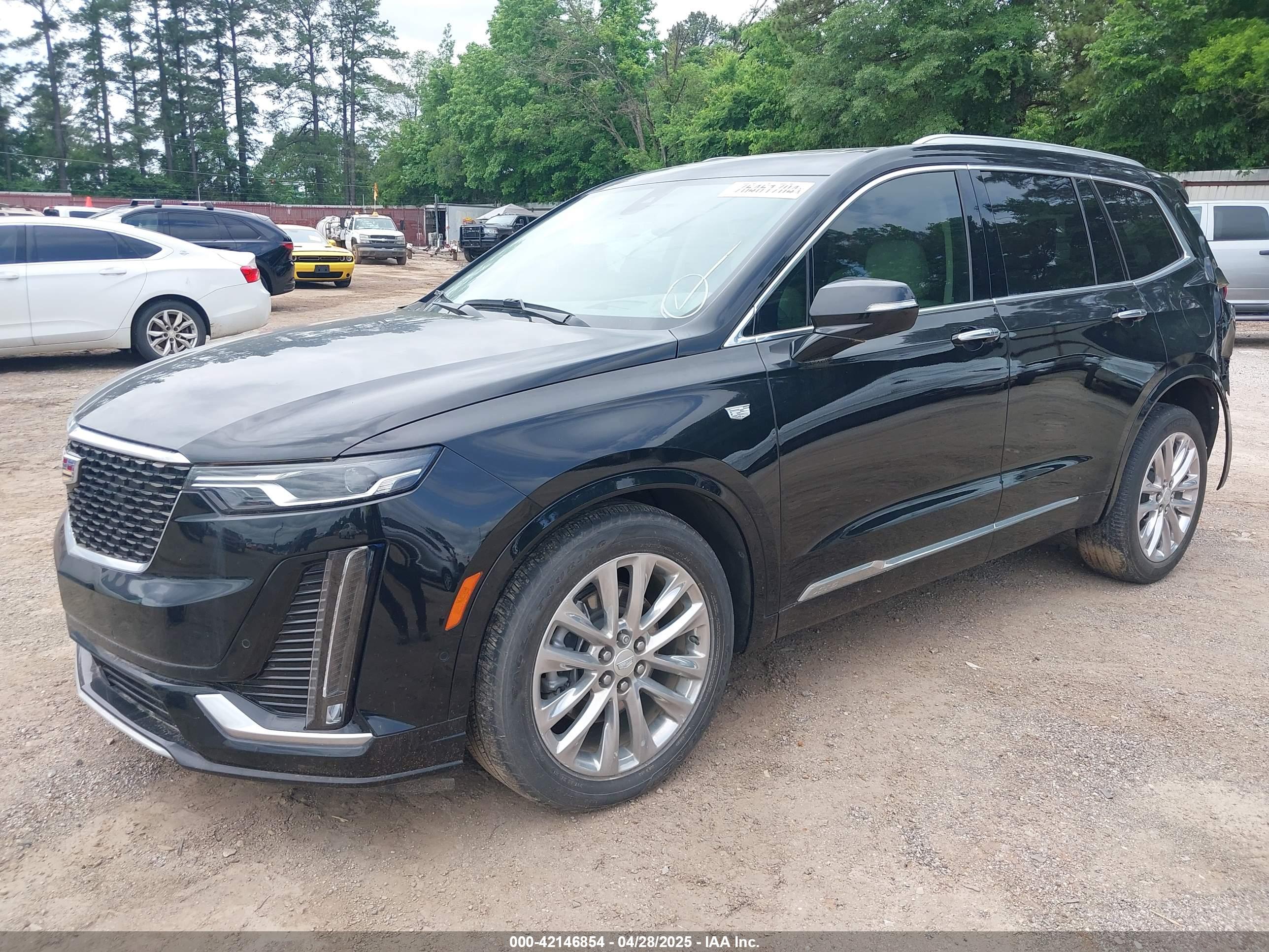 CADILLAC XT6 image 2