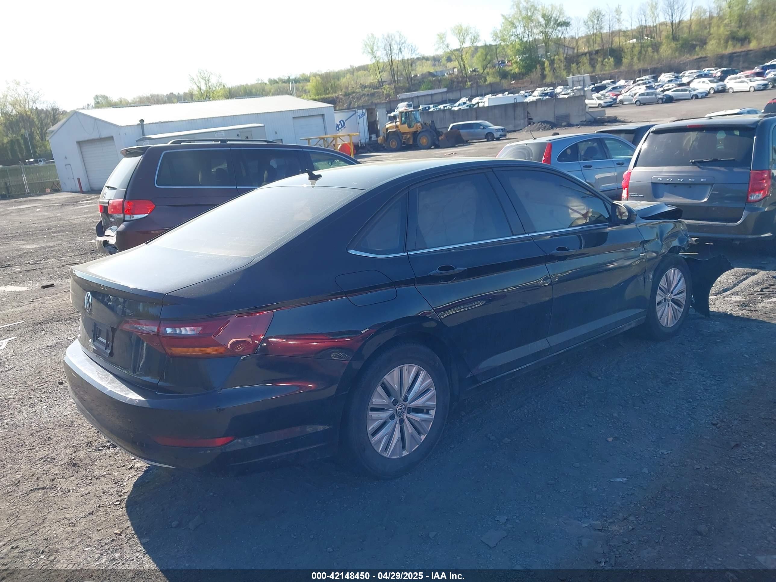 VOLKSWAGEN JETTA image 4
