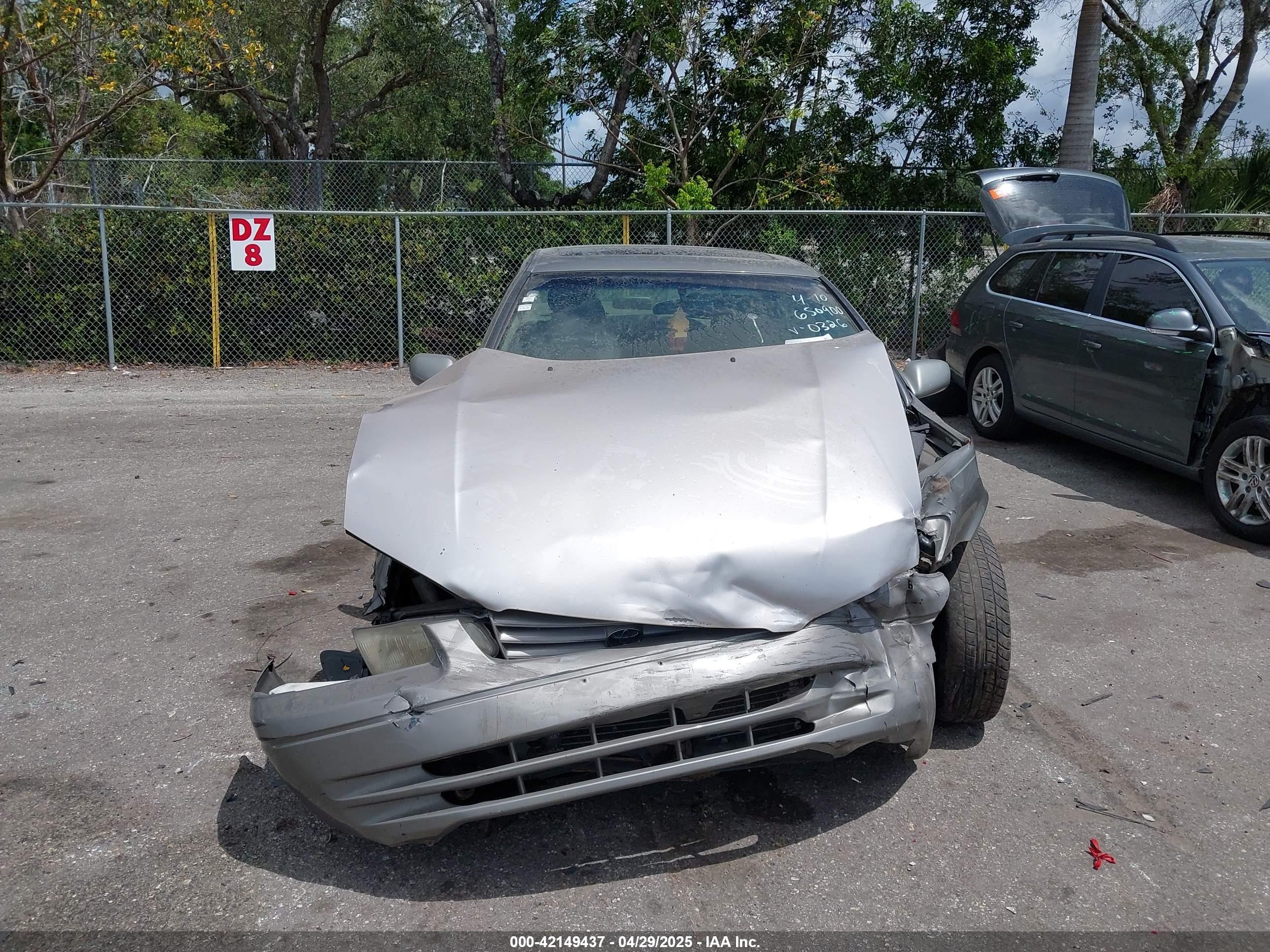 TOYOTA CAMRY image 6