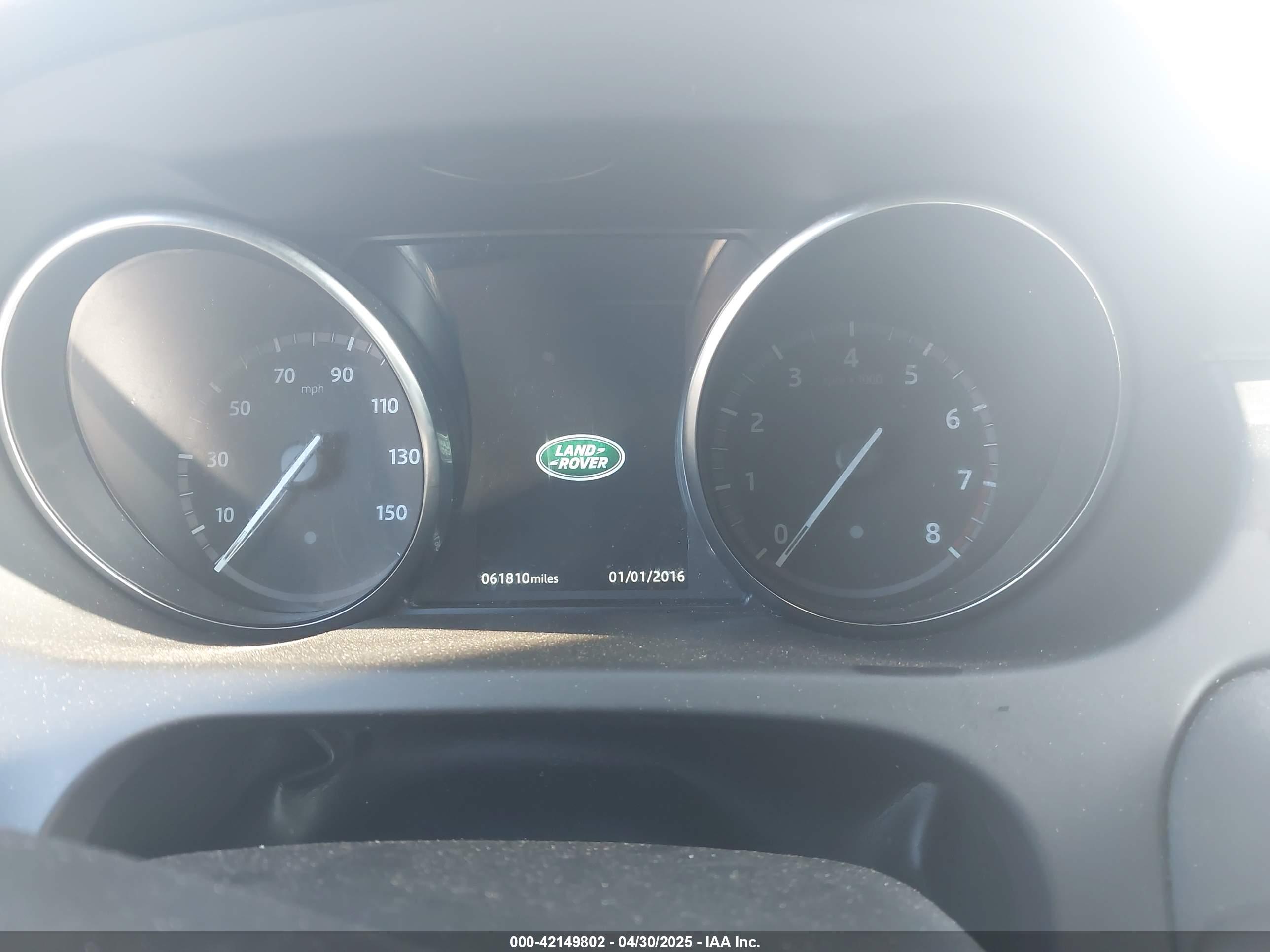 LAND ROVER image 7