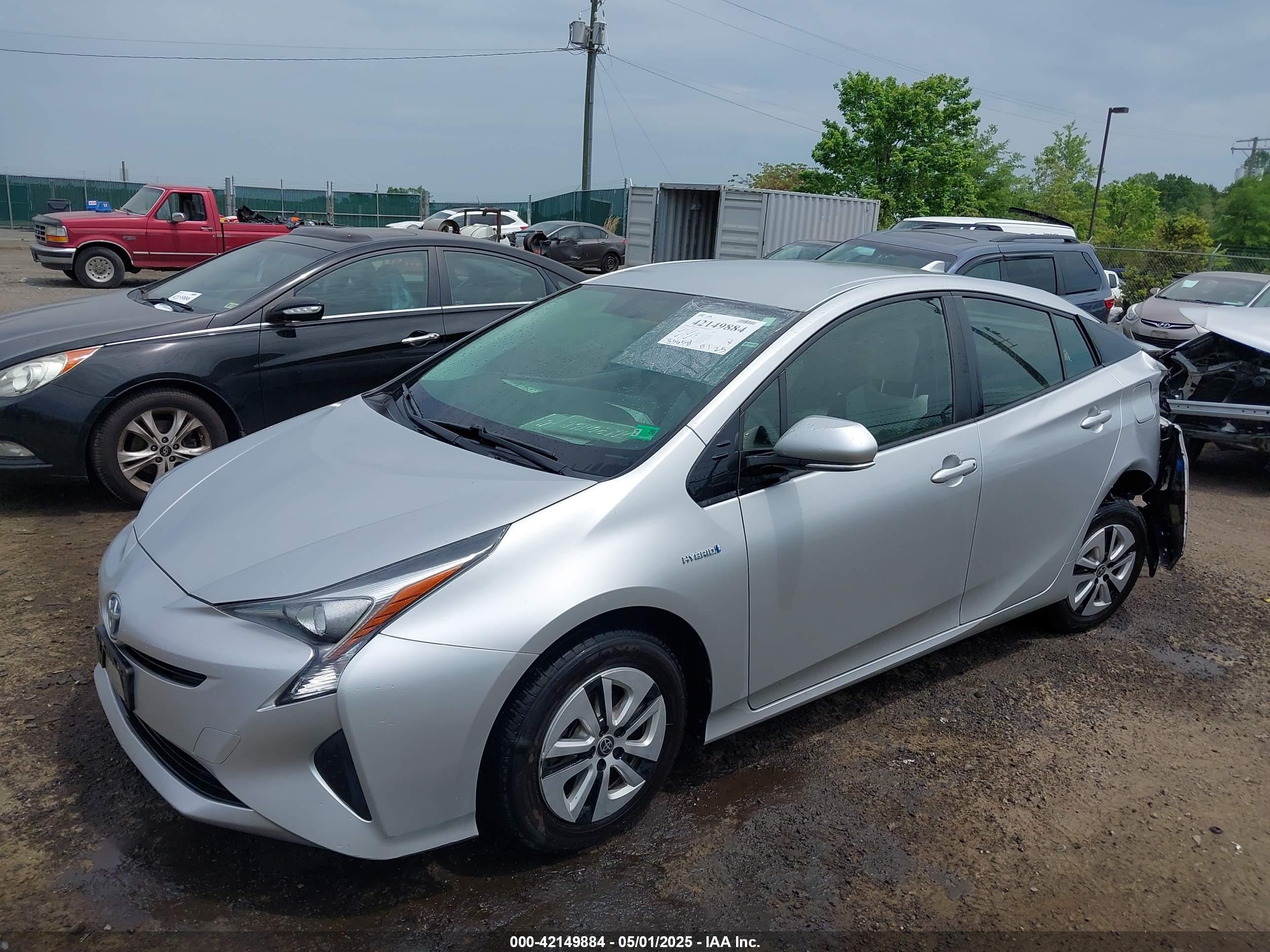 TOYOTA PRIUS image 2