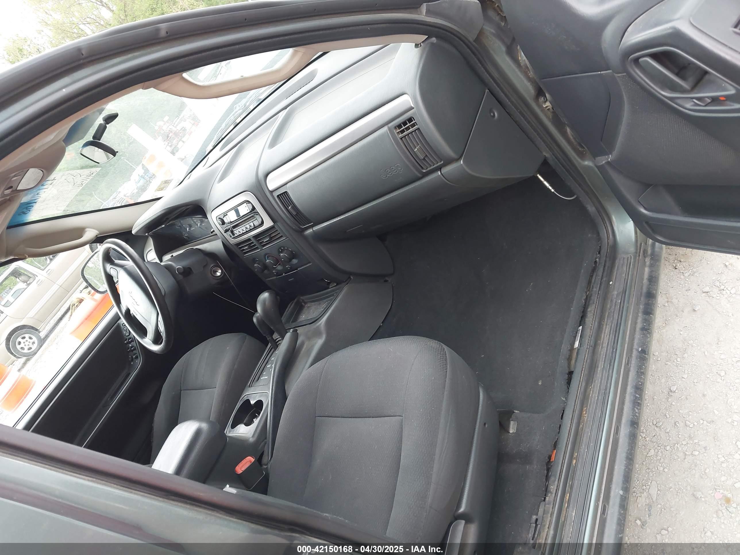 JEEP GRAND image 5
