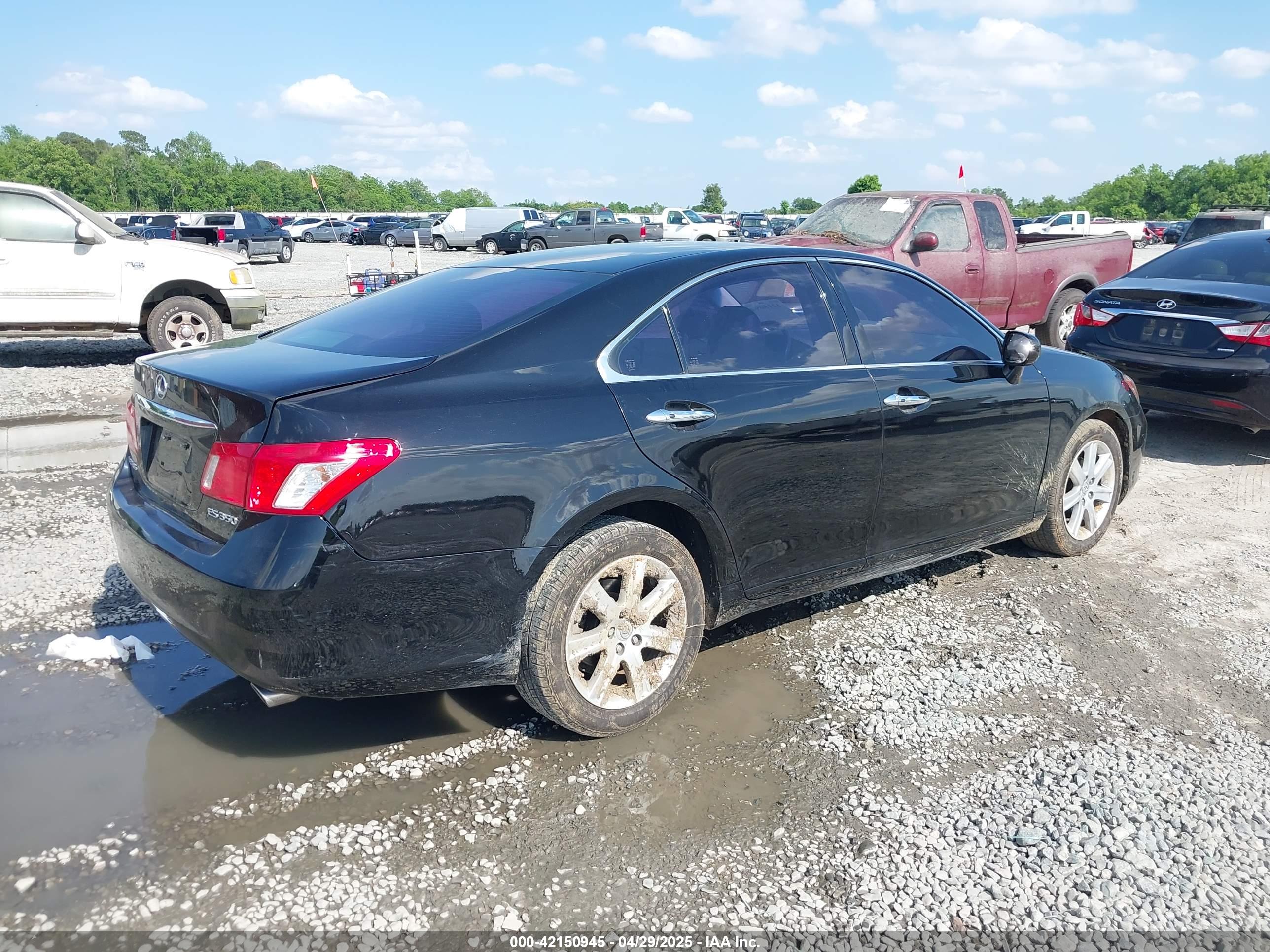 LEXUS ES image 4