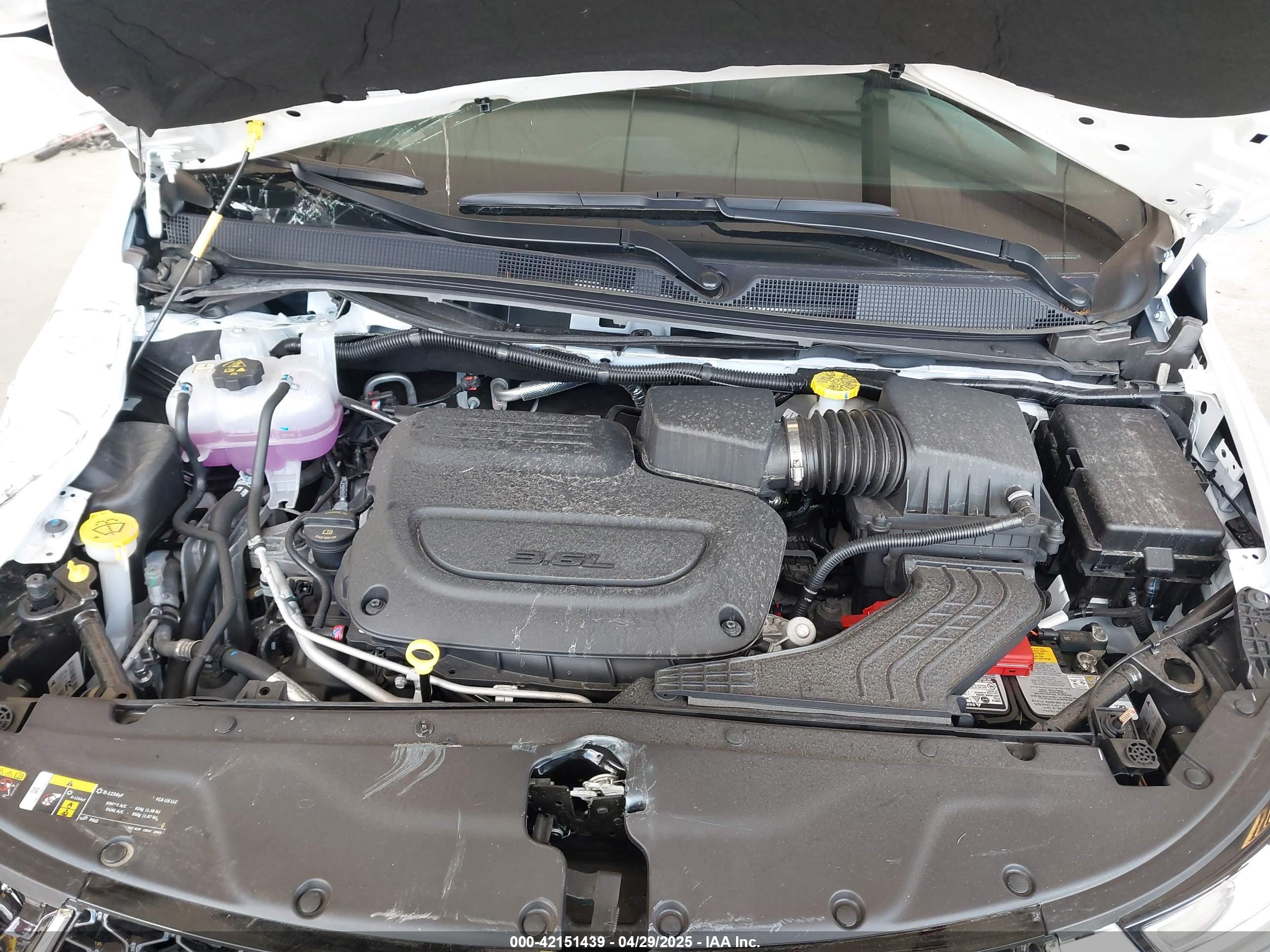 CHRYSLER PACIFICA image 10