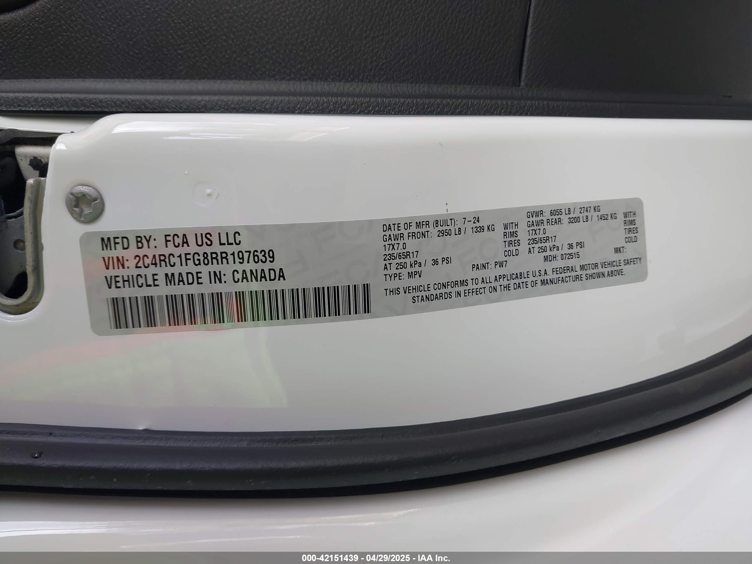 CHRYSLER PACIFICA image 9