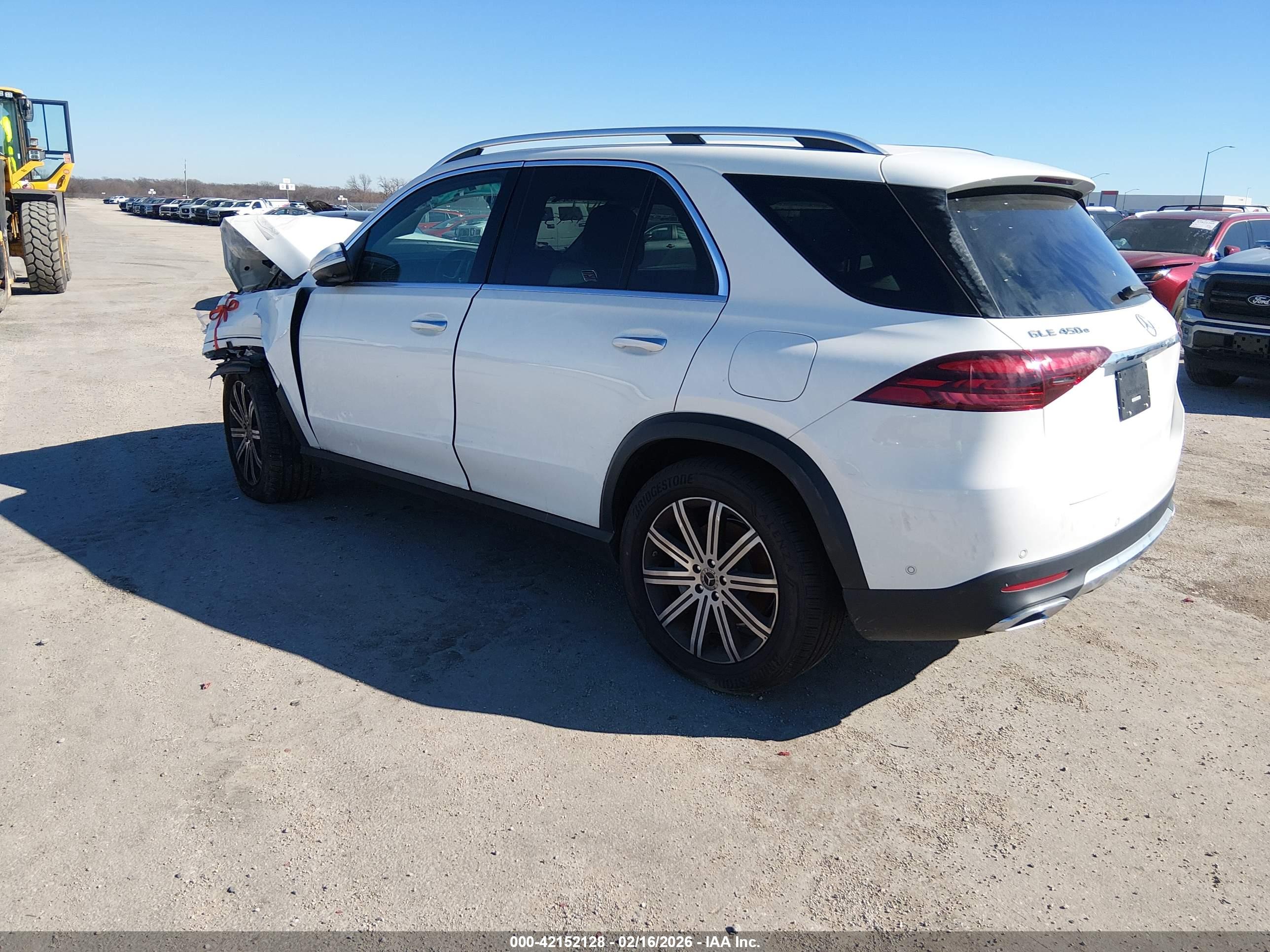 MERCEDES-BENZ GLE image 3