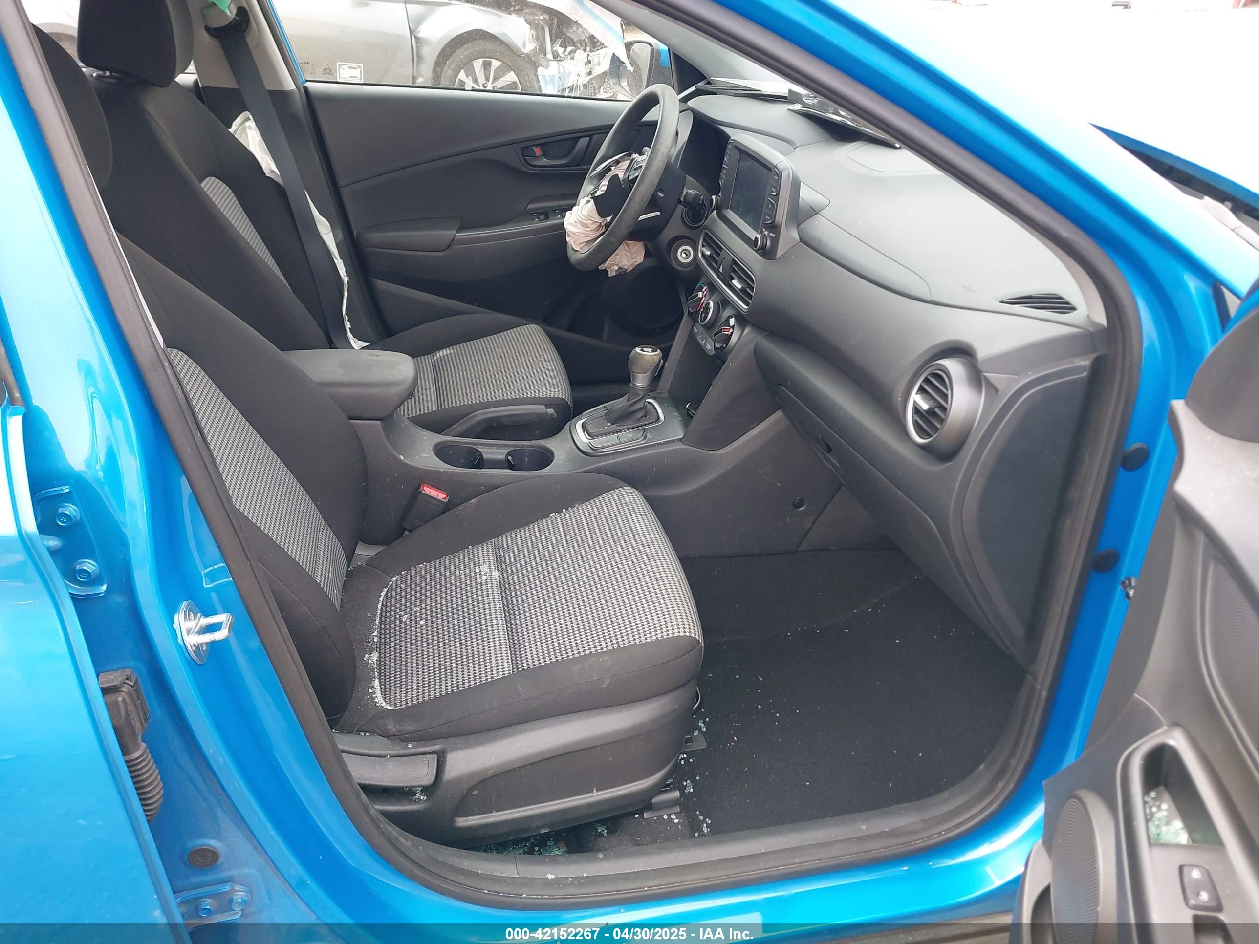 HYUNDAI KONA image 5