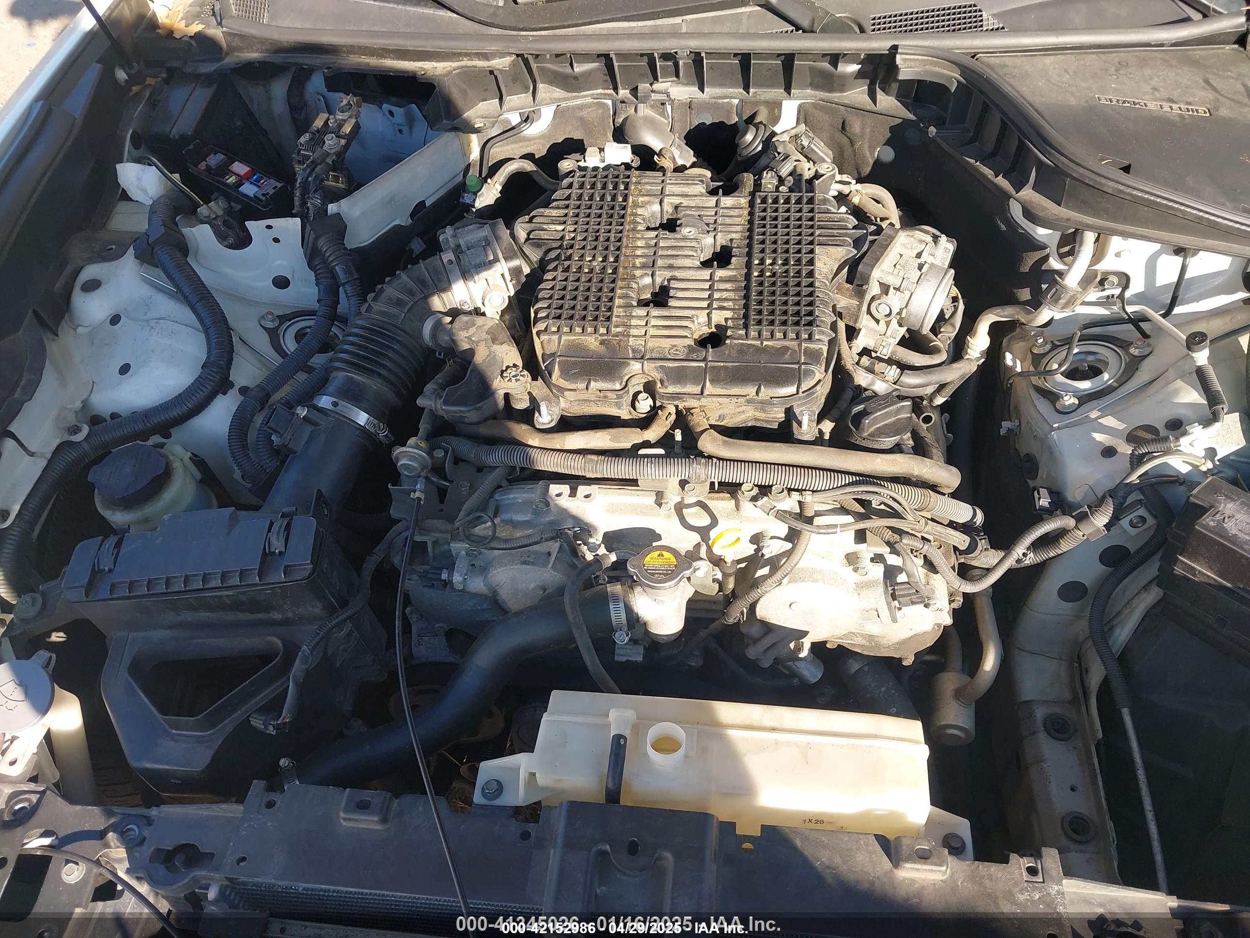 INFINITI M37 image 10