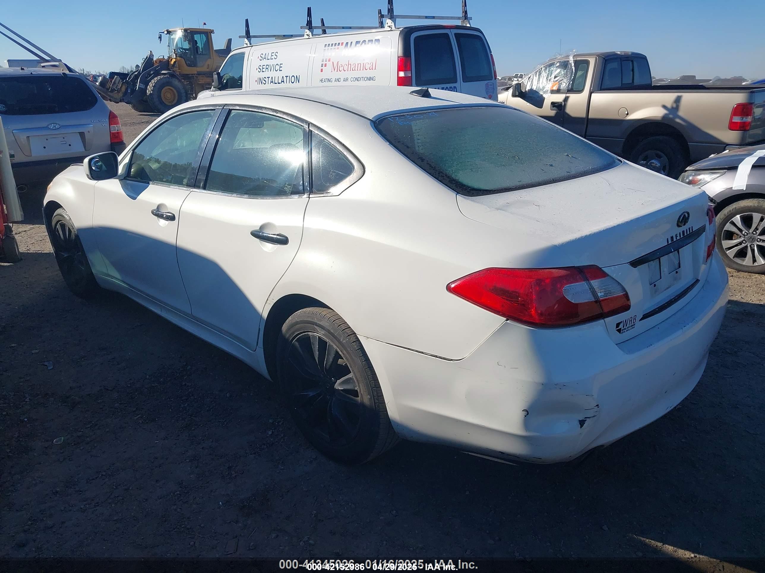 INFINITI M37 image 3
