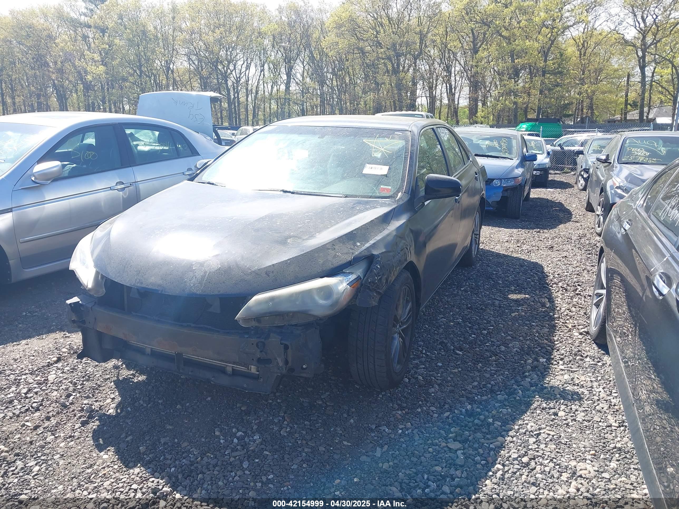 TOYOTA CAMRY image 2