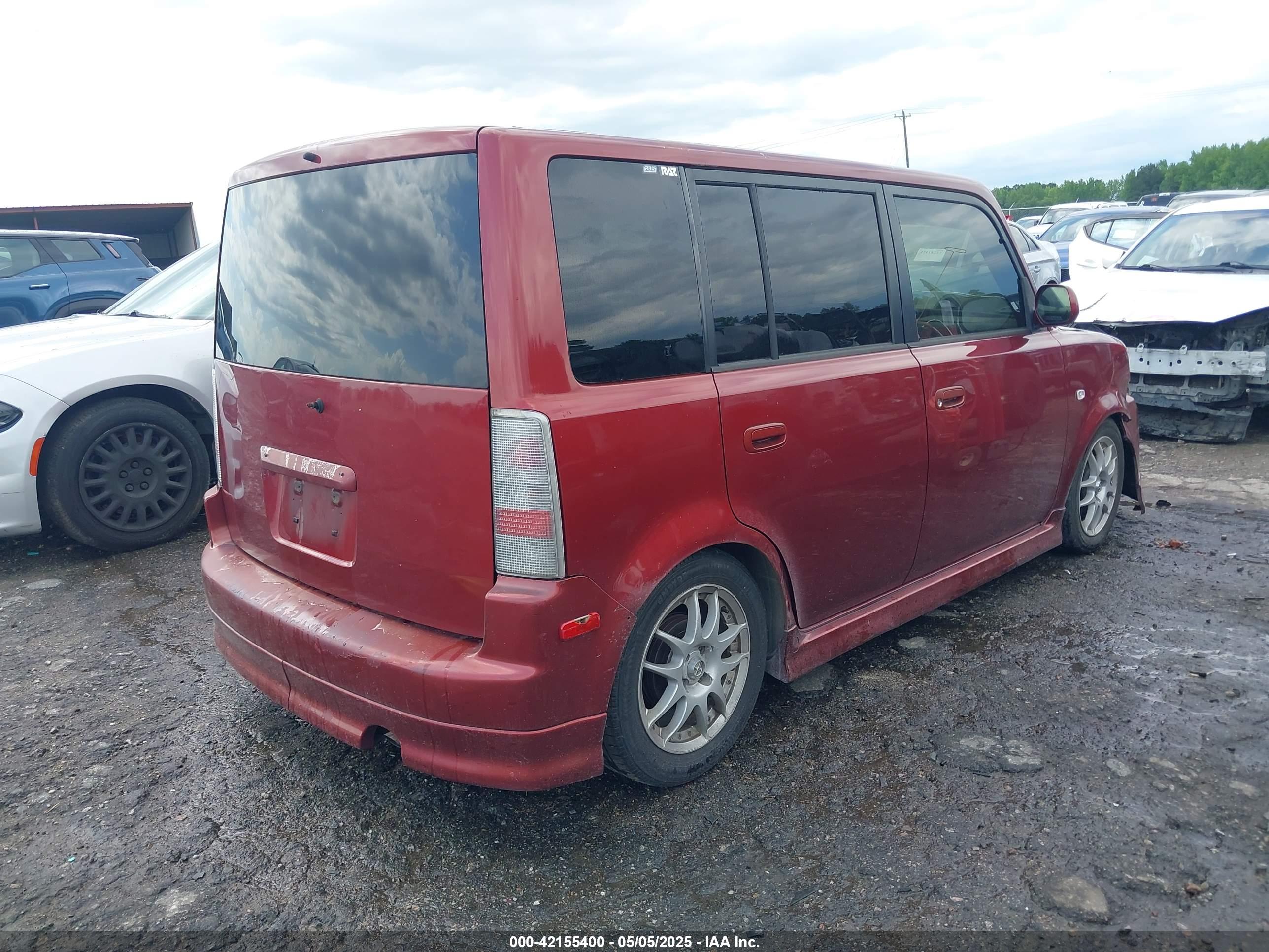SCION XB image 4