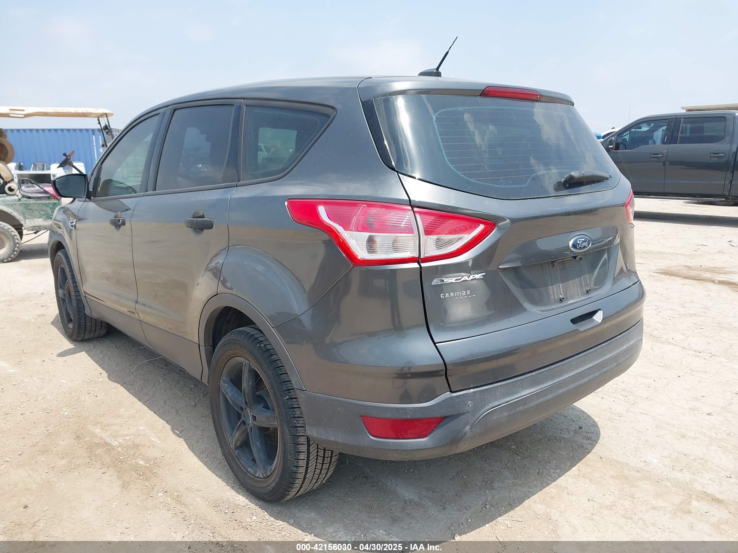 FORD ESCAPE image 3