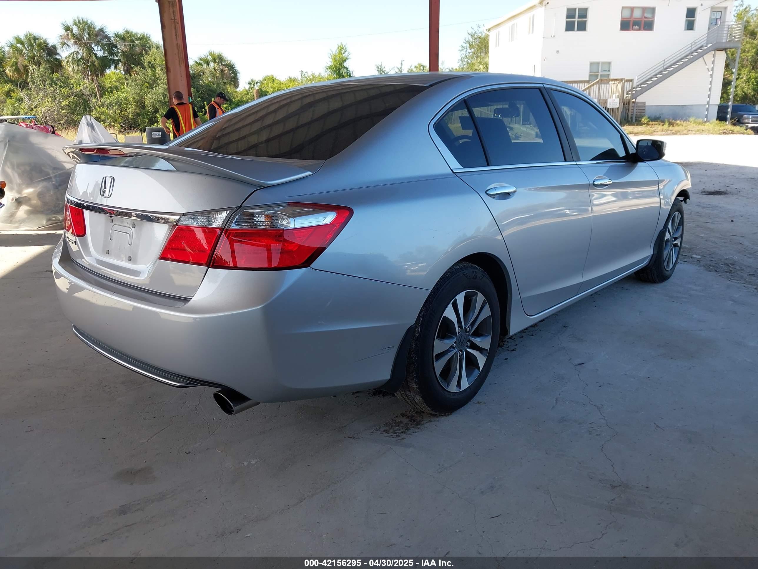 HONDA ACCORD image 4