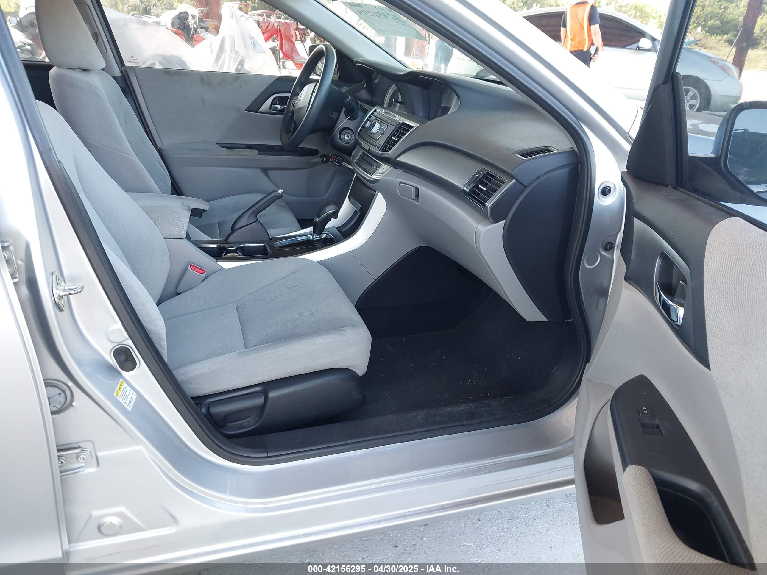 HONDA ACCORD image 5