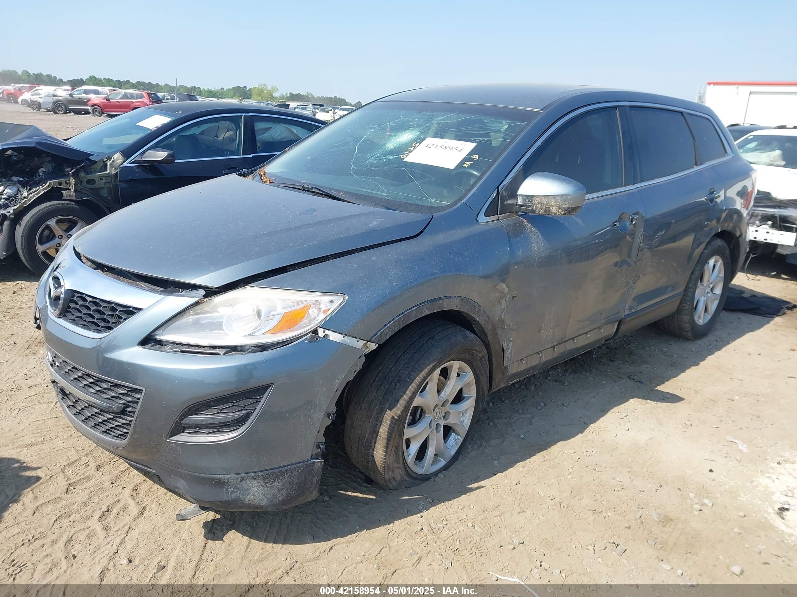 MAZDA CX-9 image 2