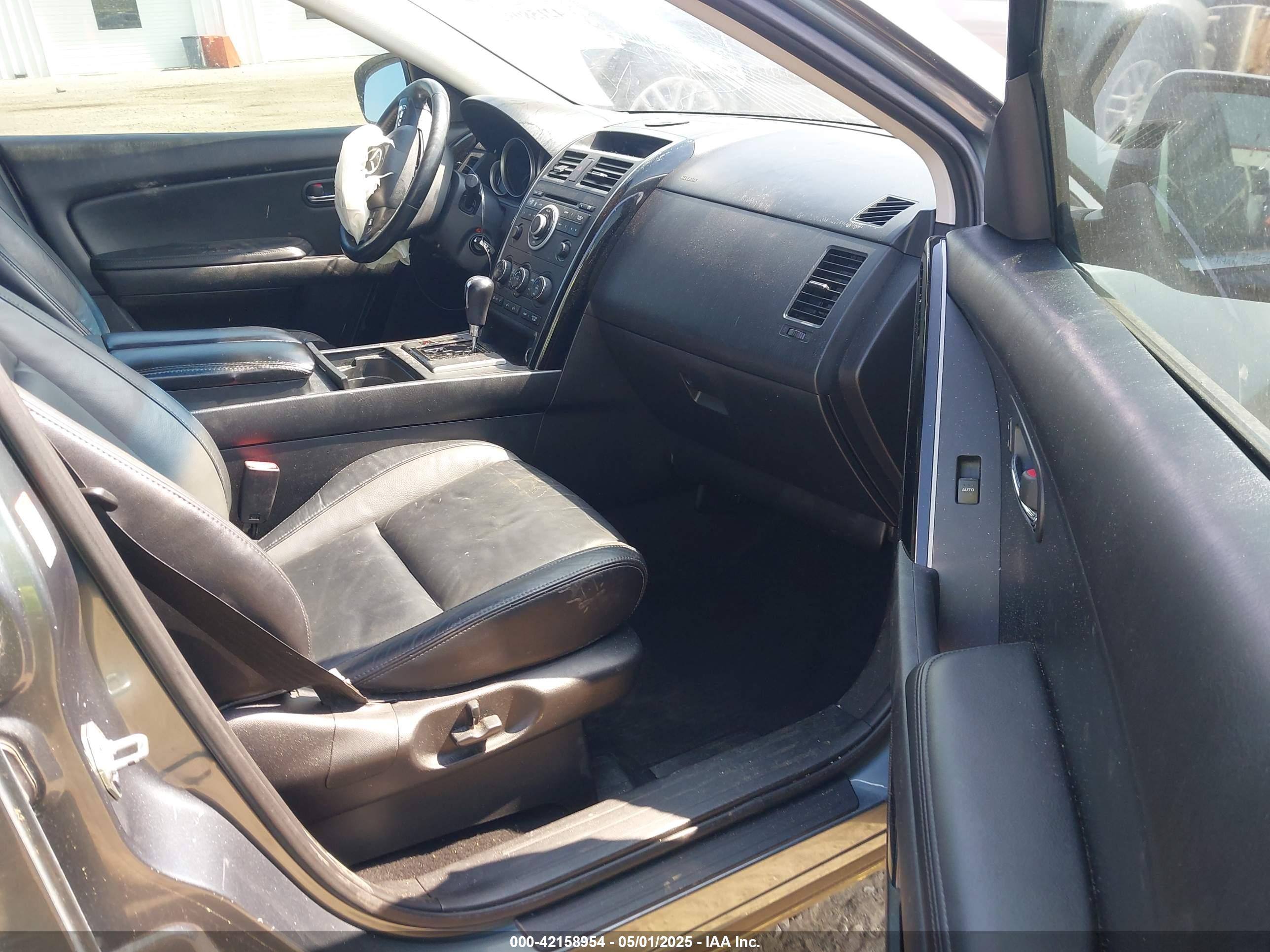 MAZDA CX-9 image 5