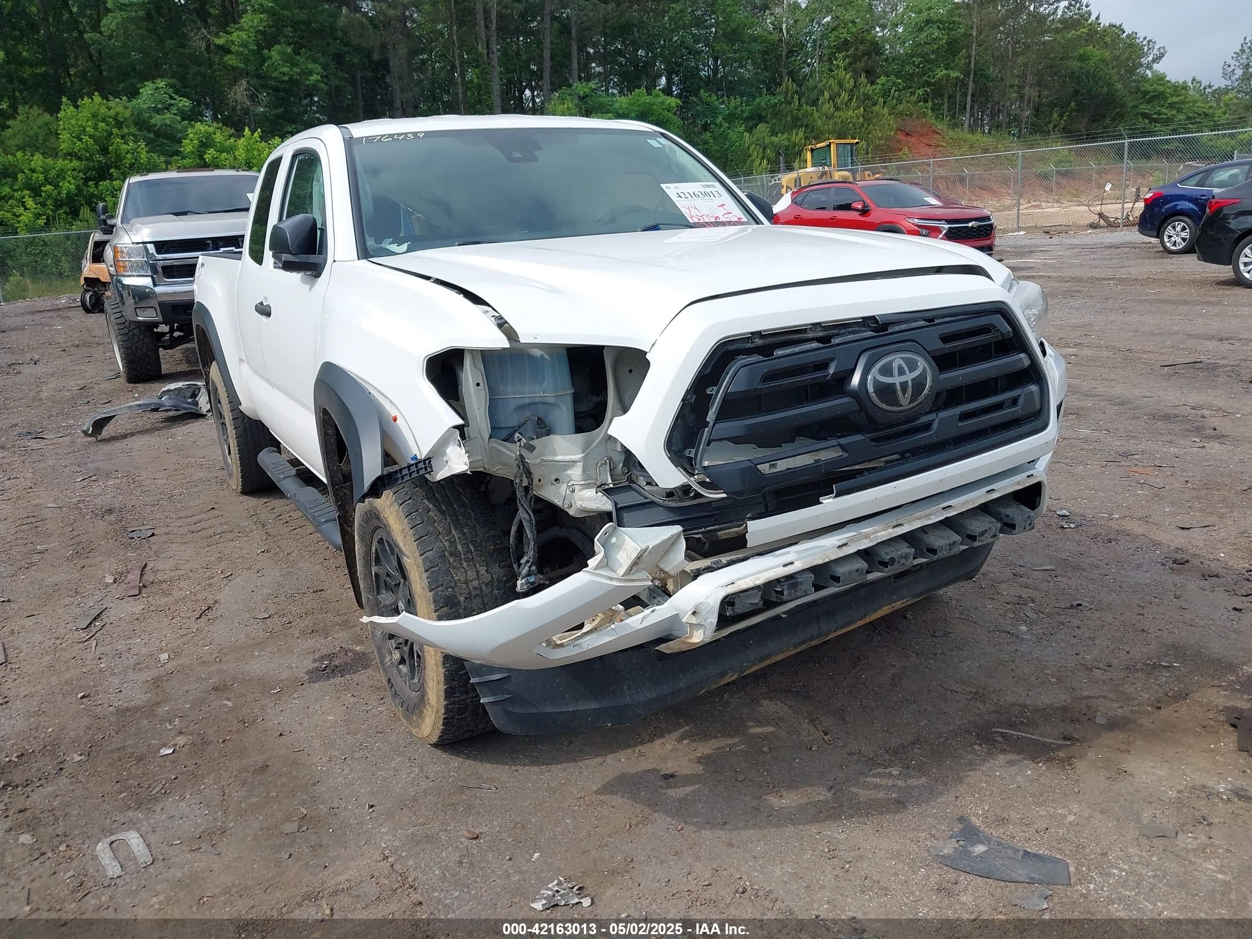 TOYOTA TACOMA image 6