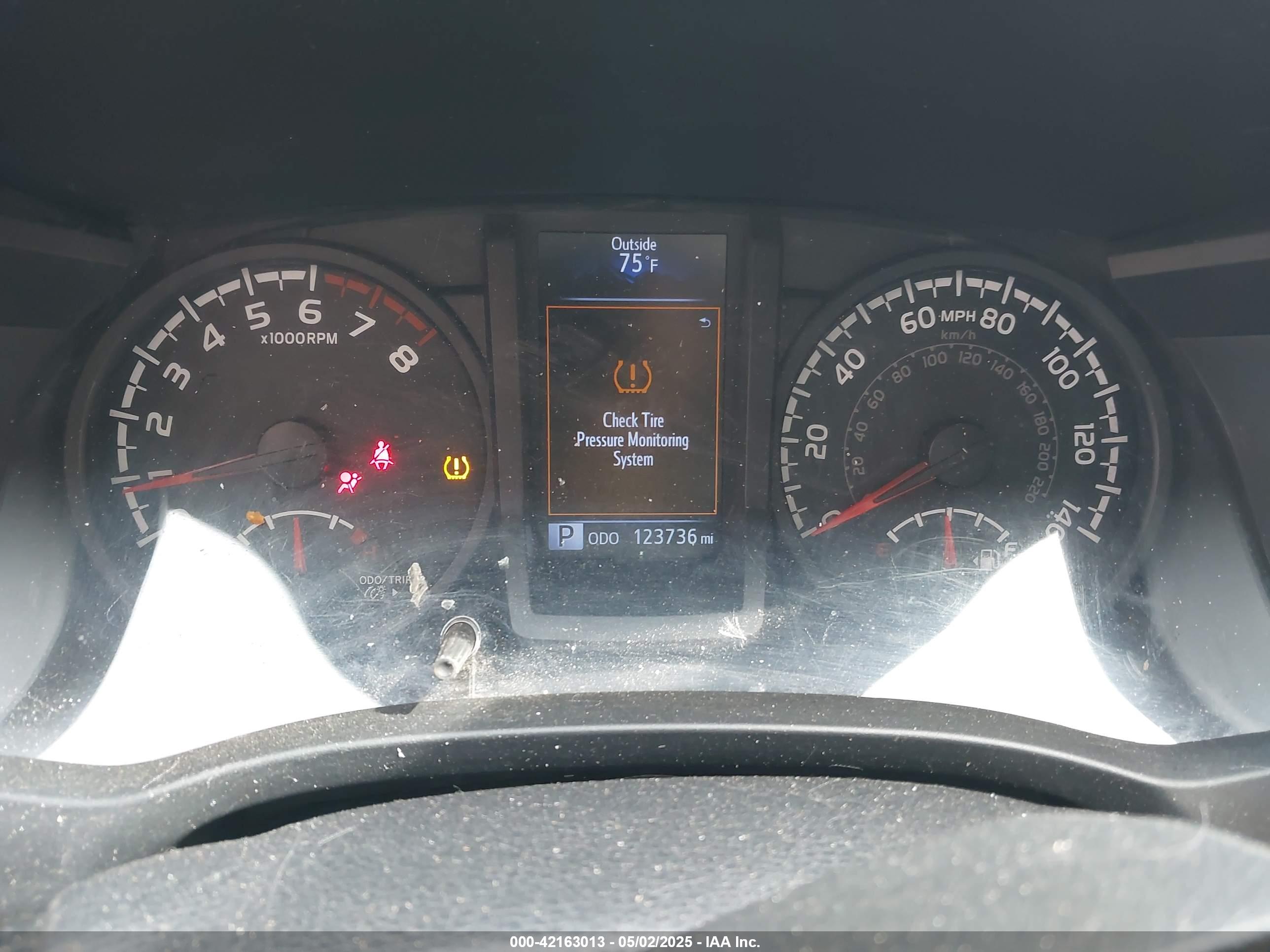 TOYOTA TACOMA image 7