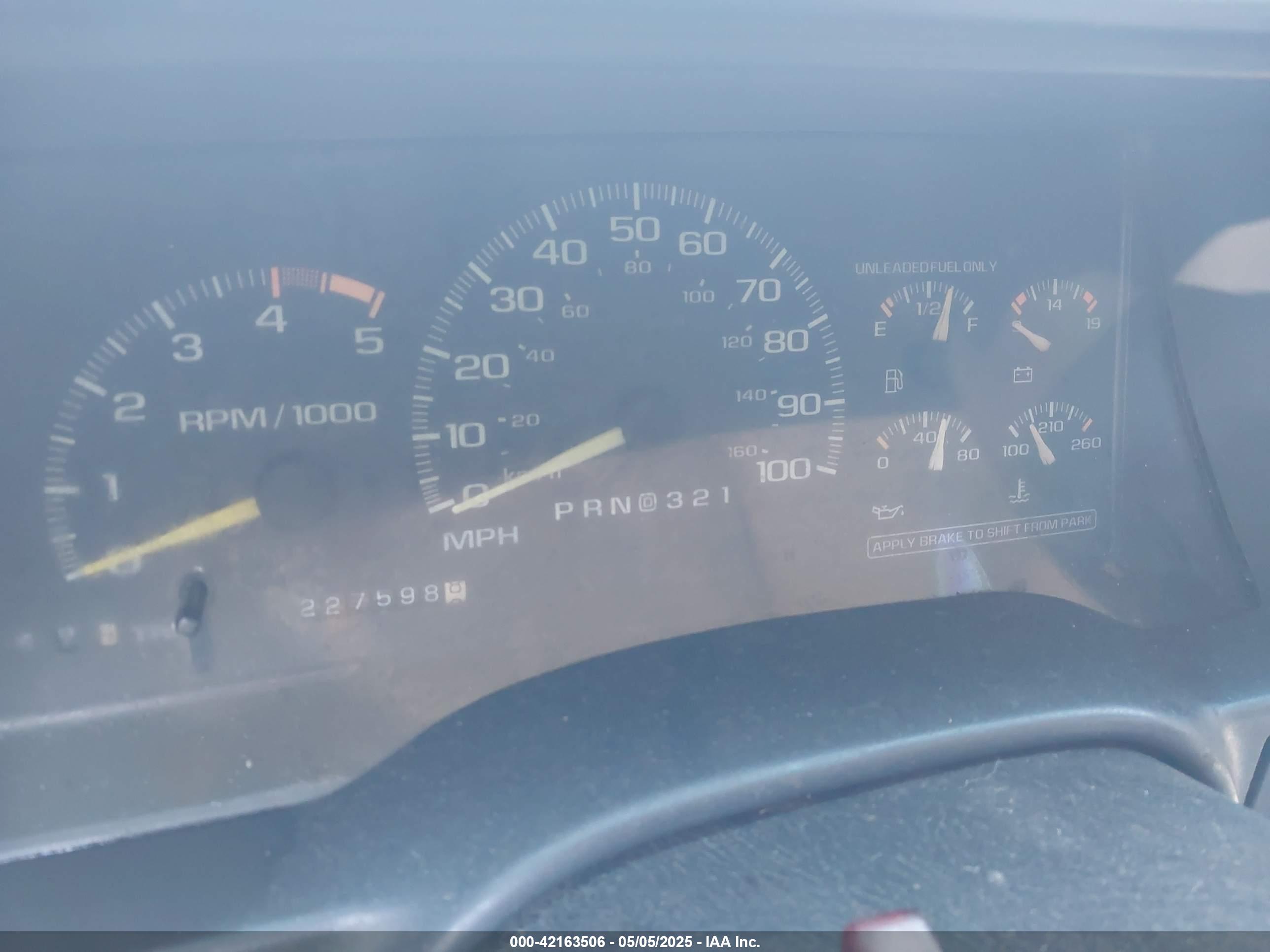 GMC SIERRA image 7