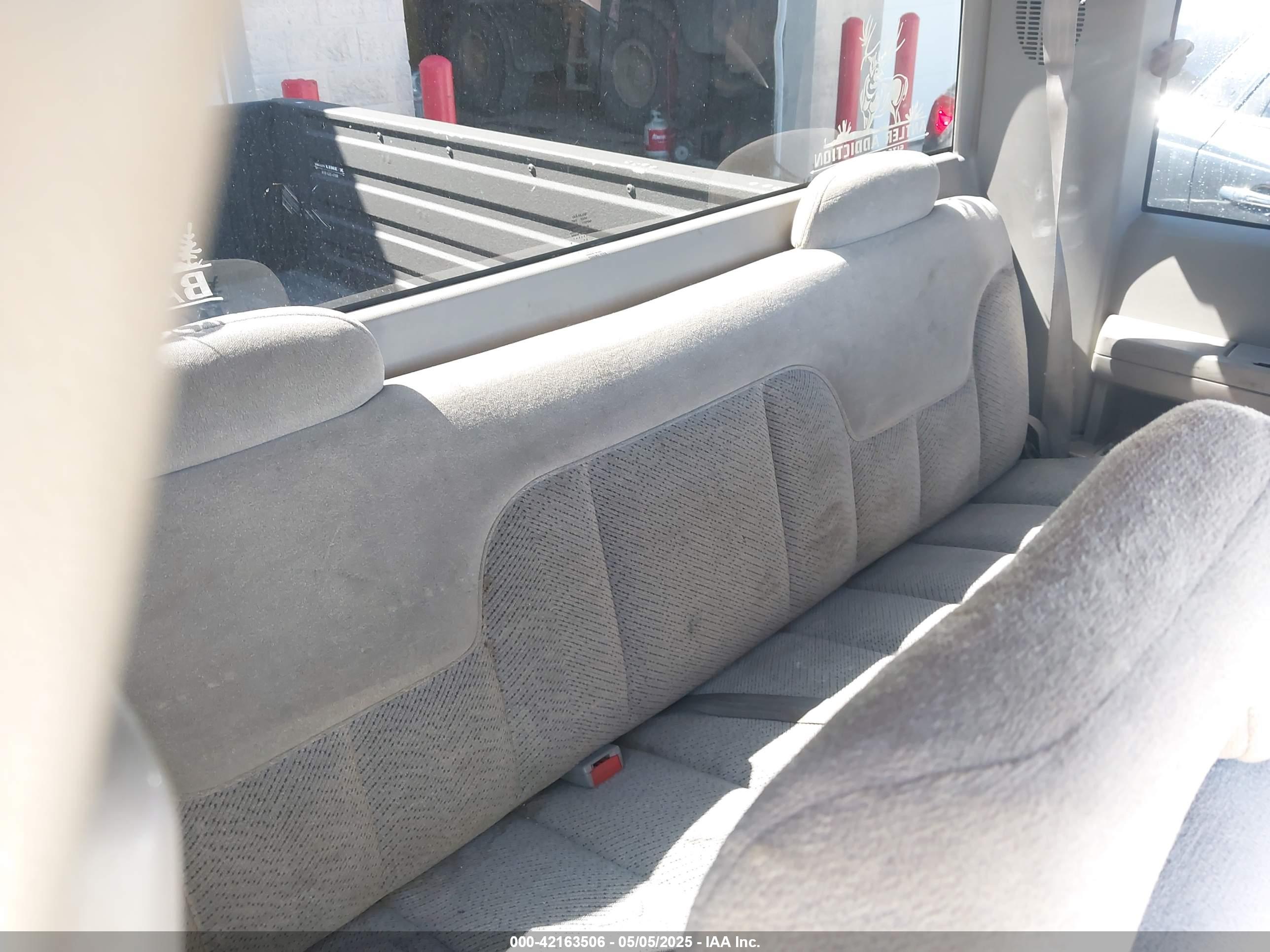 GMC SIERRA image 8