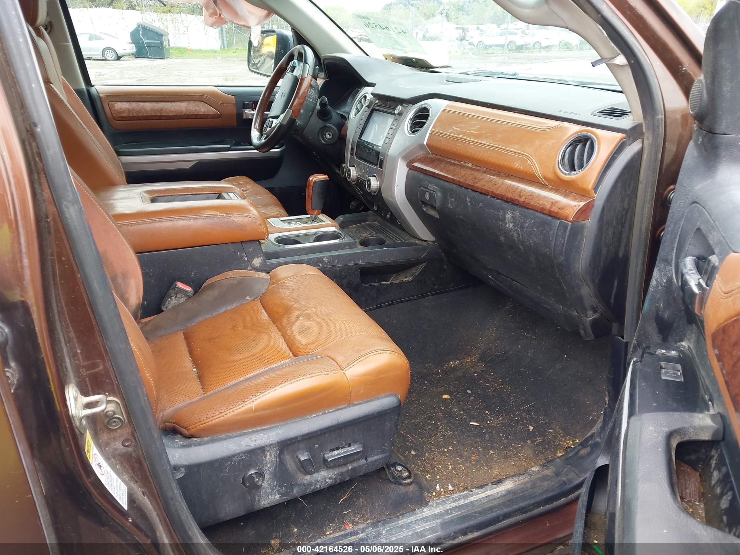TOYOTA TUNDRA image 5