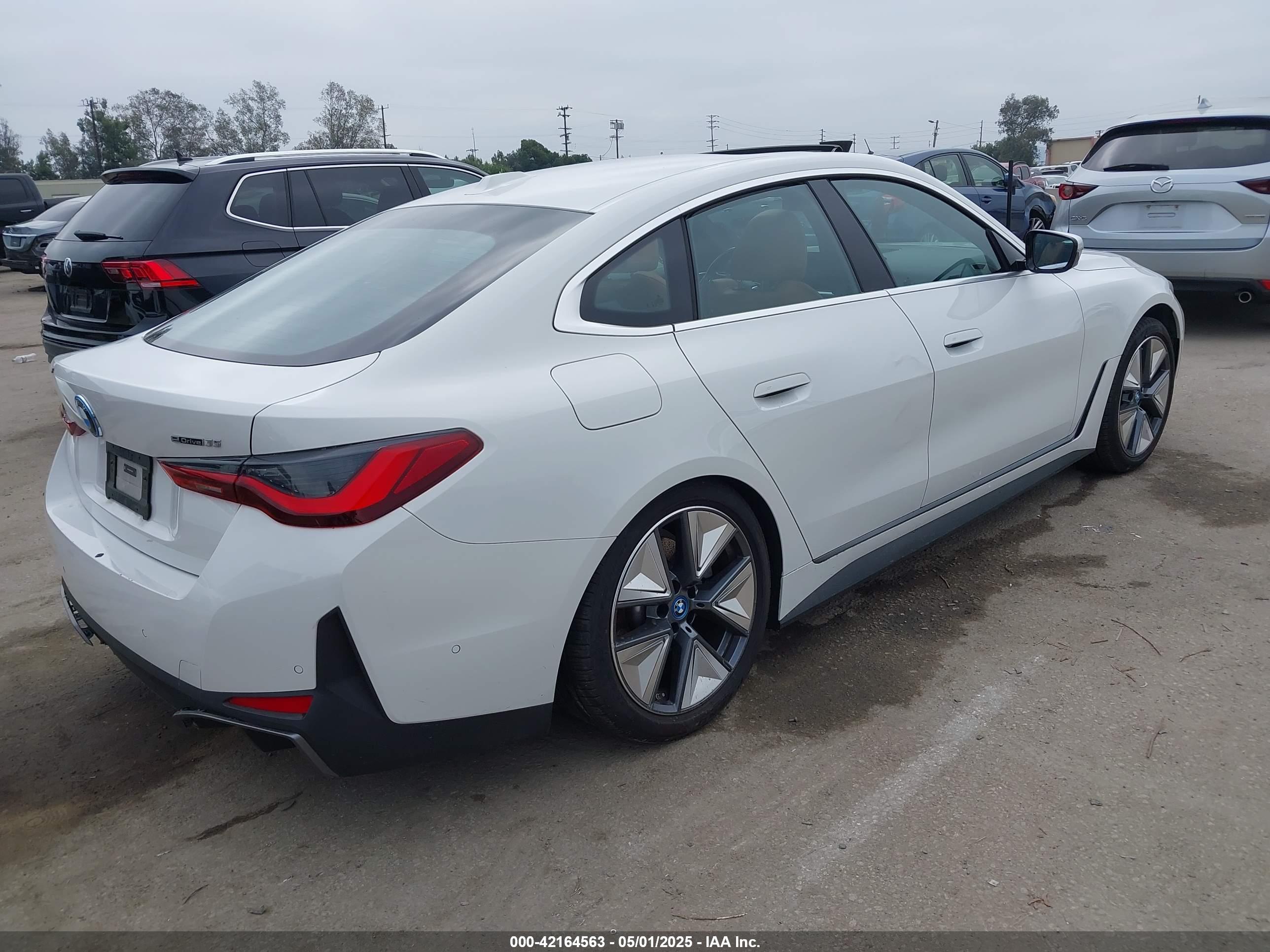 BMW I4 image 4