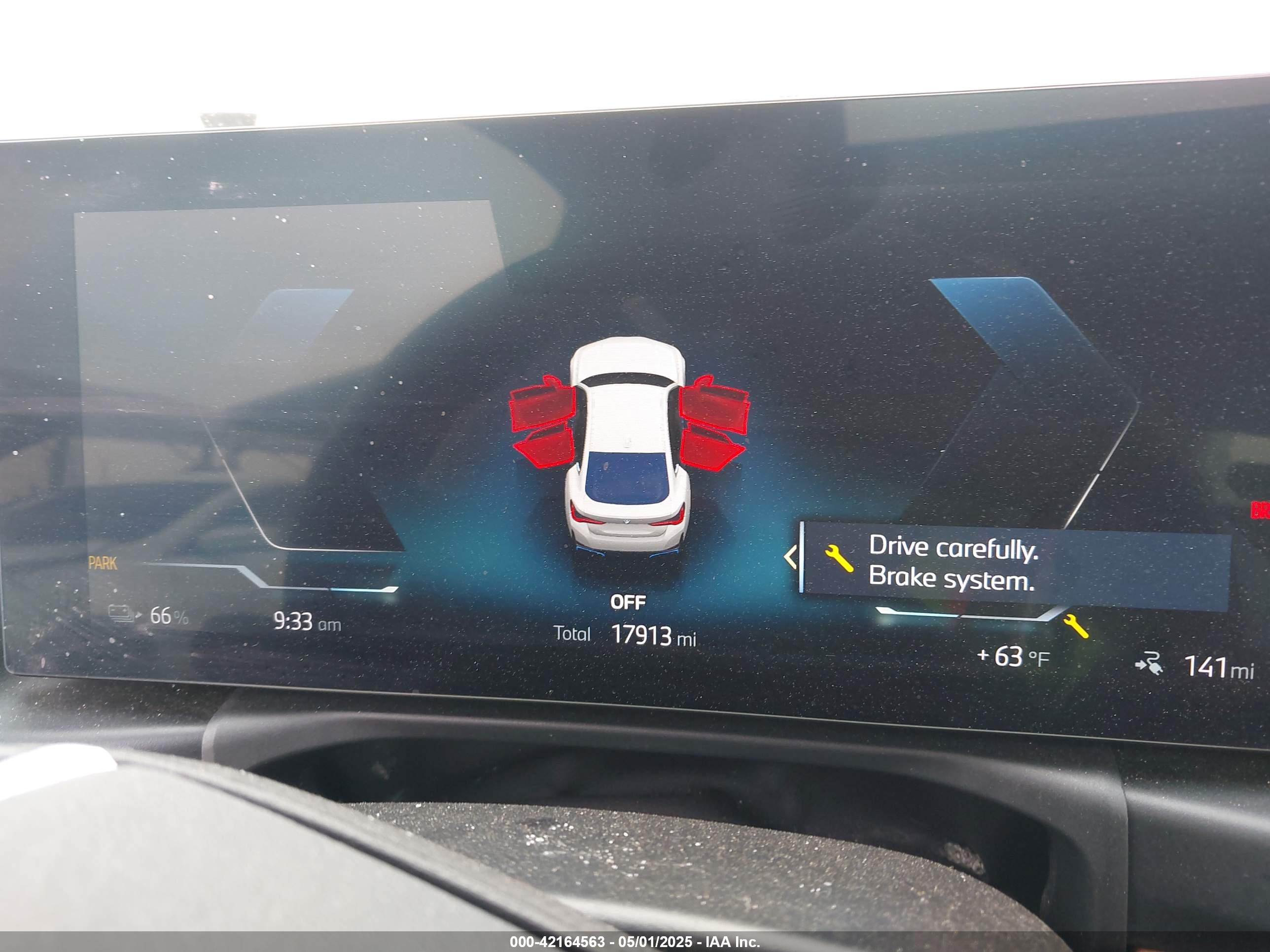 BMW I4 image 7