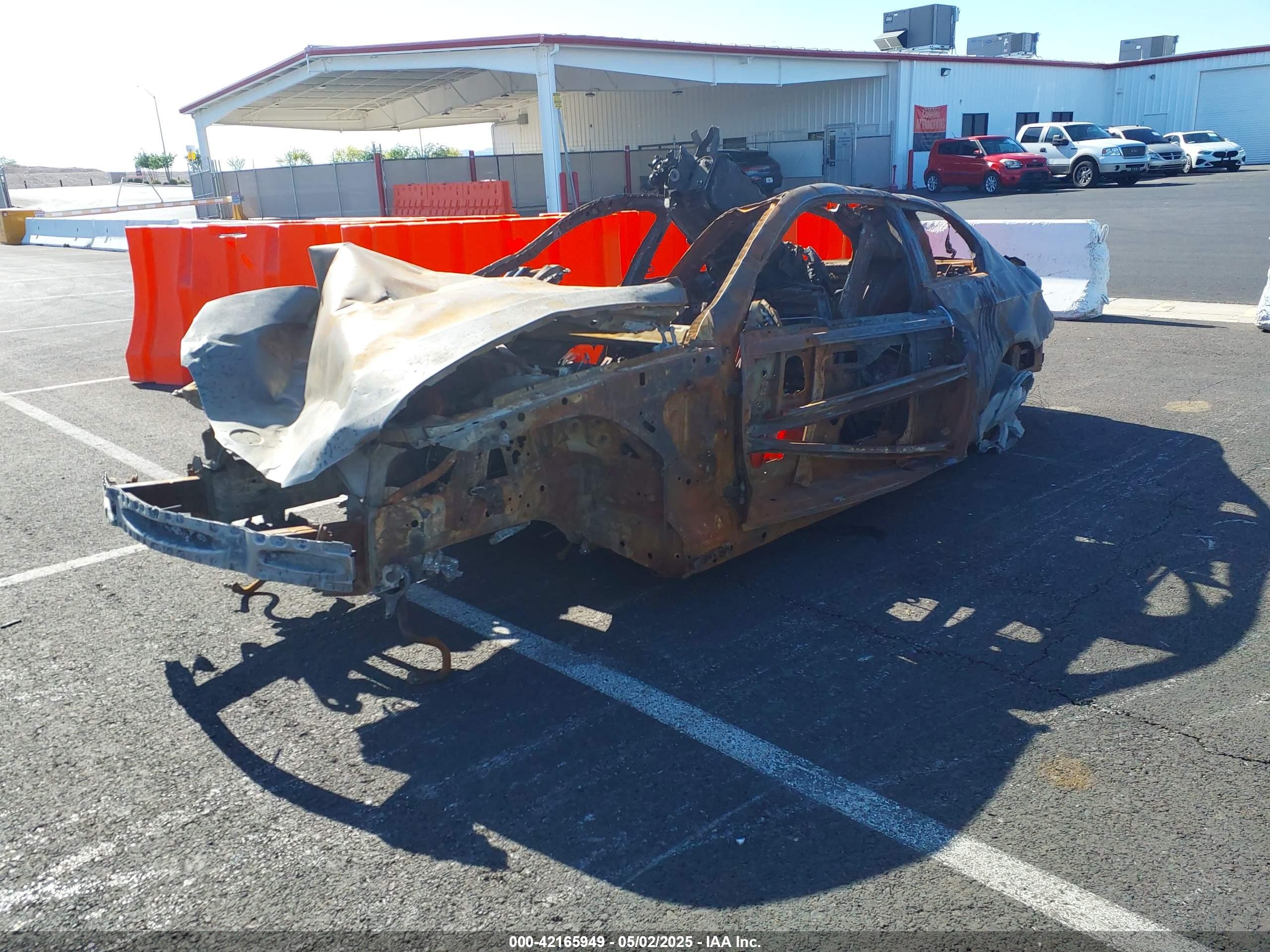 BMW 328I image 2