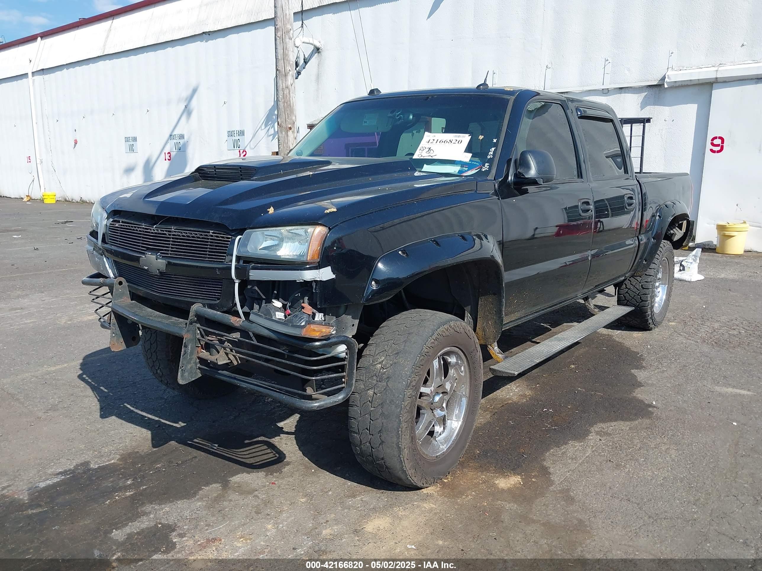 CHEVROLET SILVERADO image 2