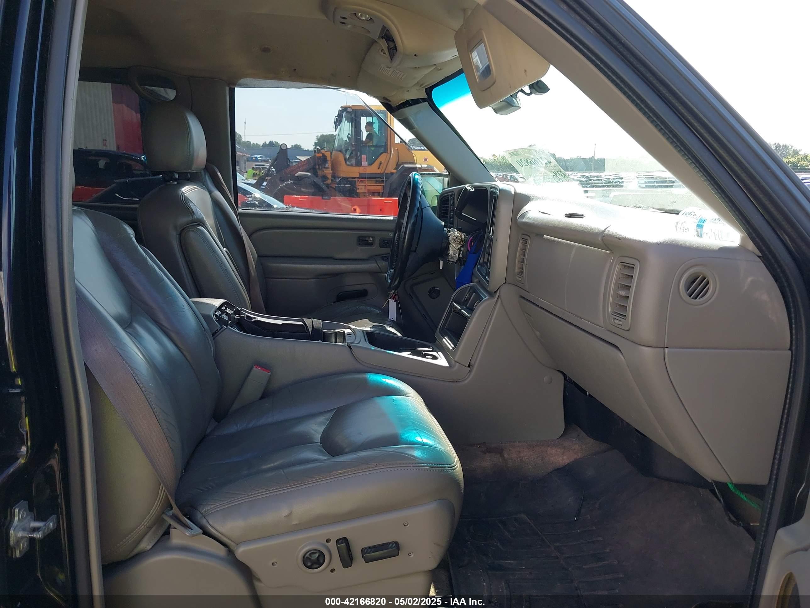 CHEVROLET SILVERADO image 5