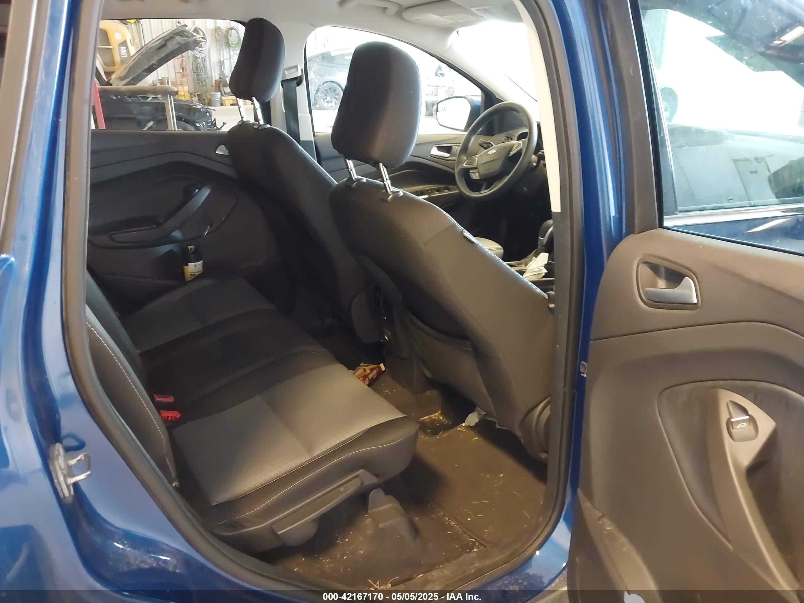 FORD ESCAPE image 8