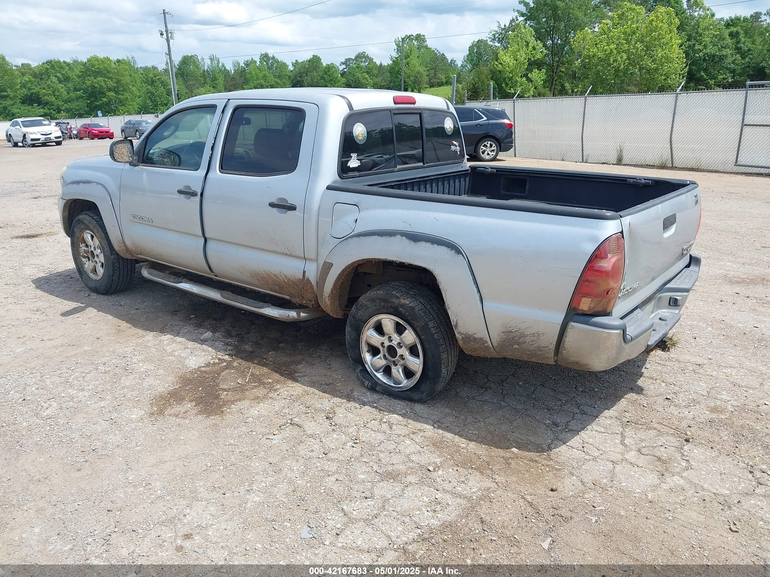TOYOTA TACOMA image 3