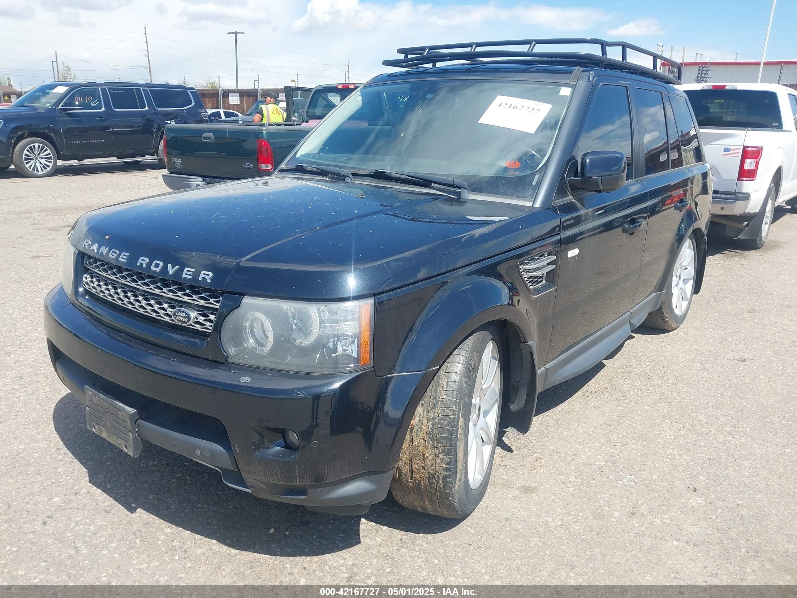 LAND ROVER image 2