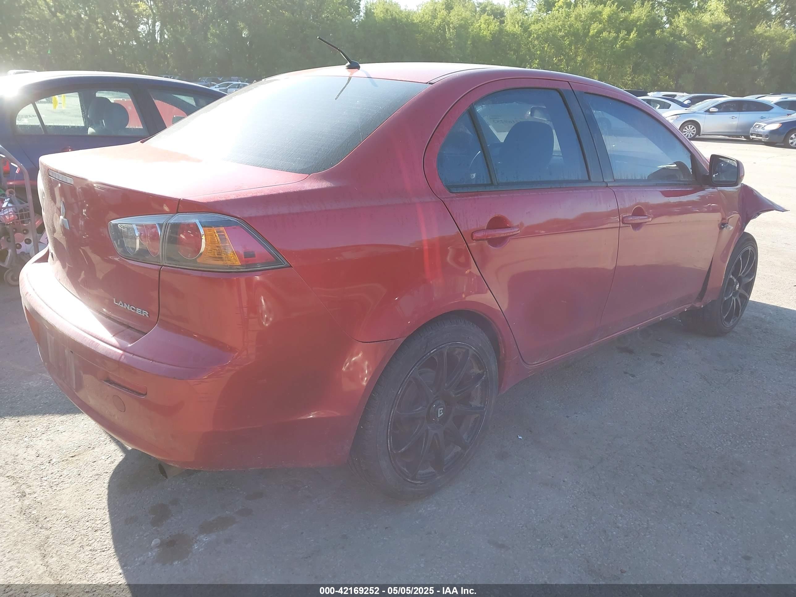 MITSUBISHI LANCER image 4