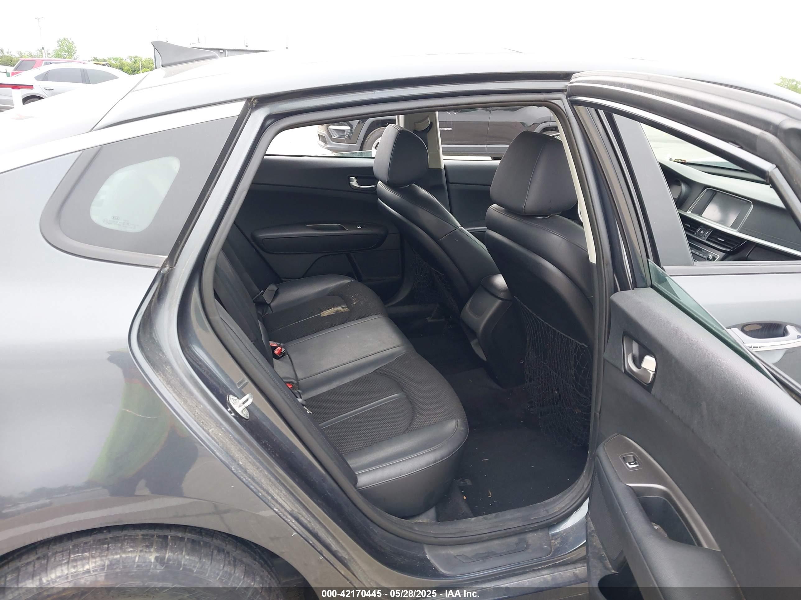 KIA OPTIMA image 8