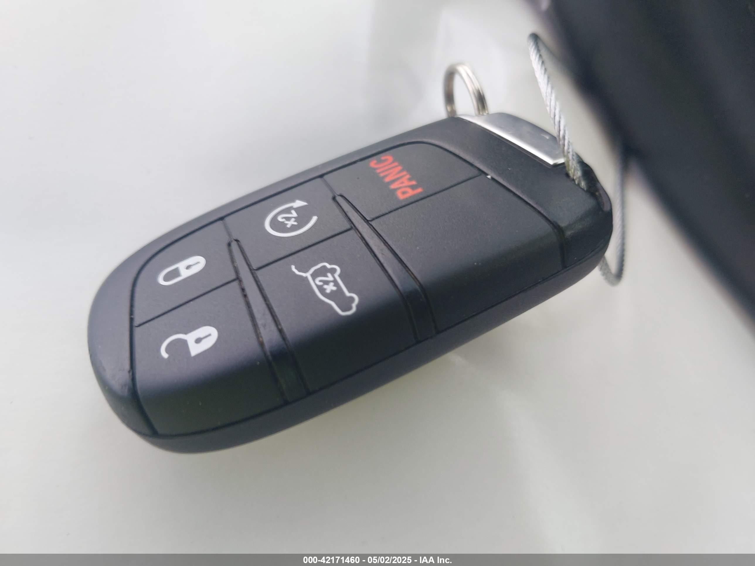 JEEP GRAND image 11