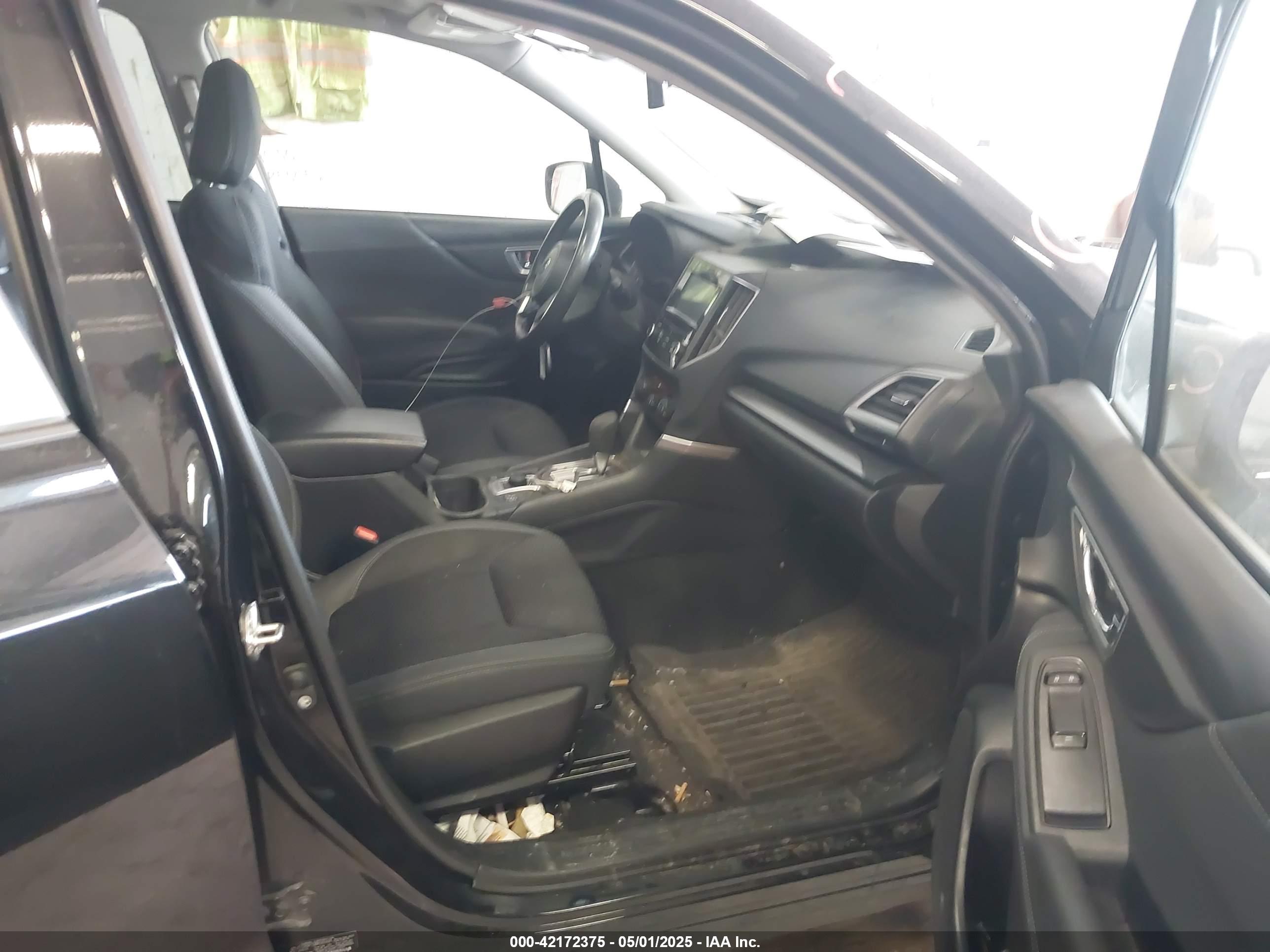 SUBARU FORESTER image 5