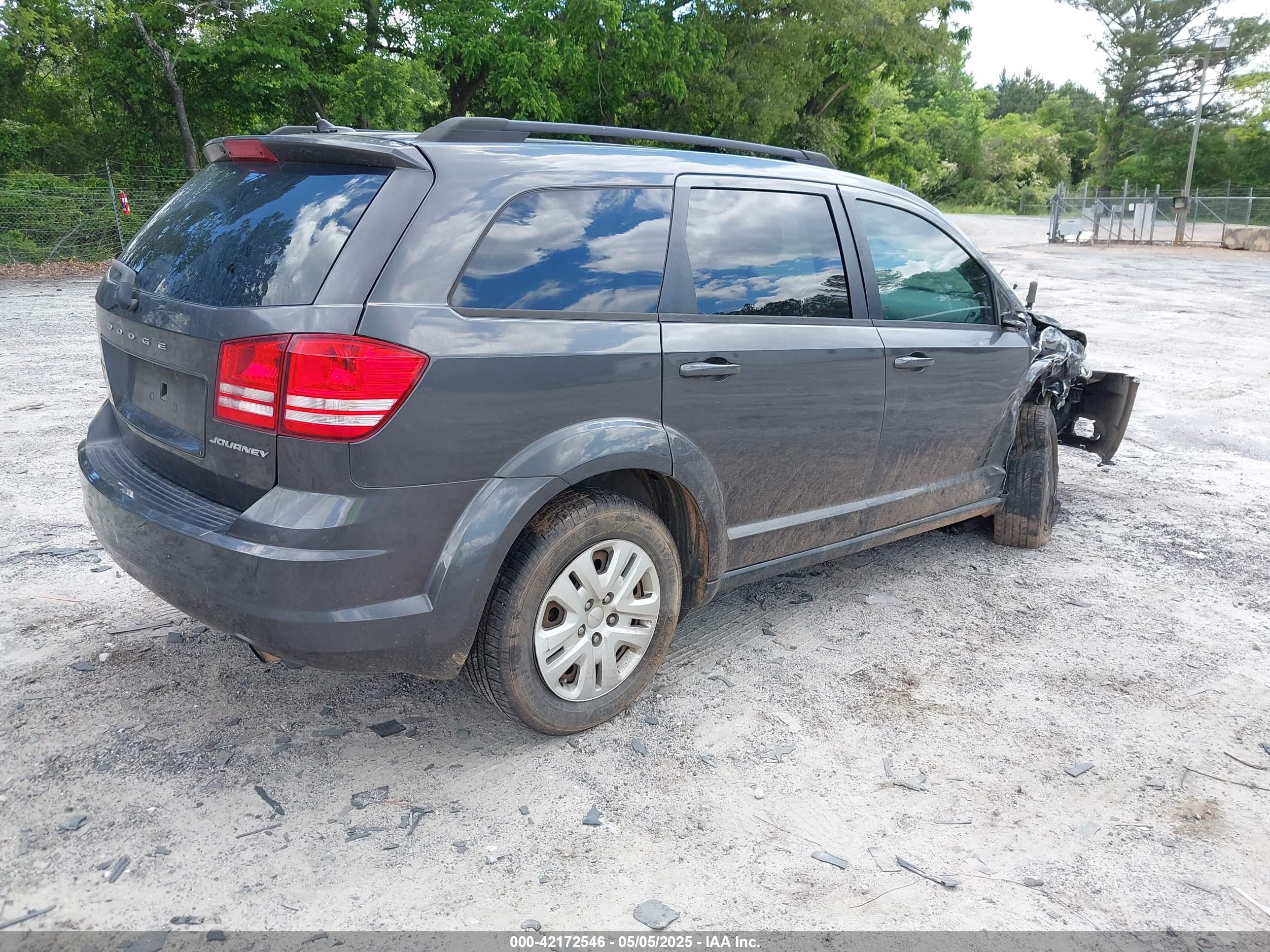 DODGE JOURNEY image 4
