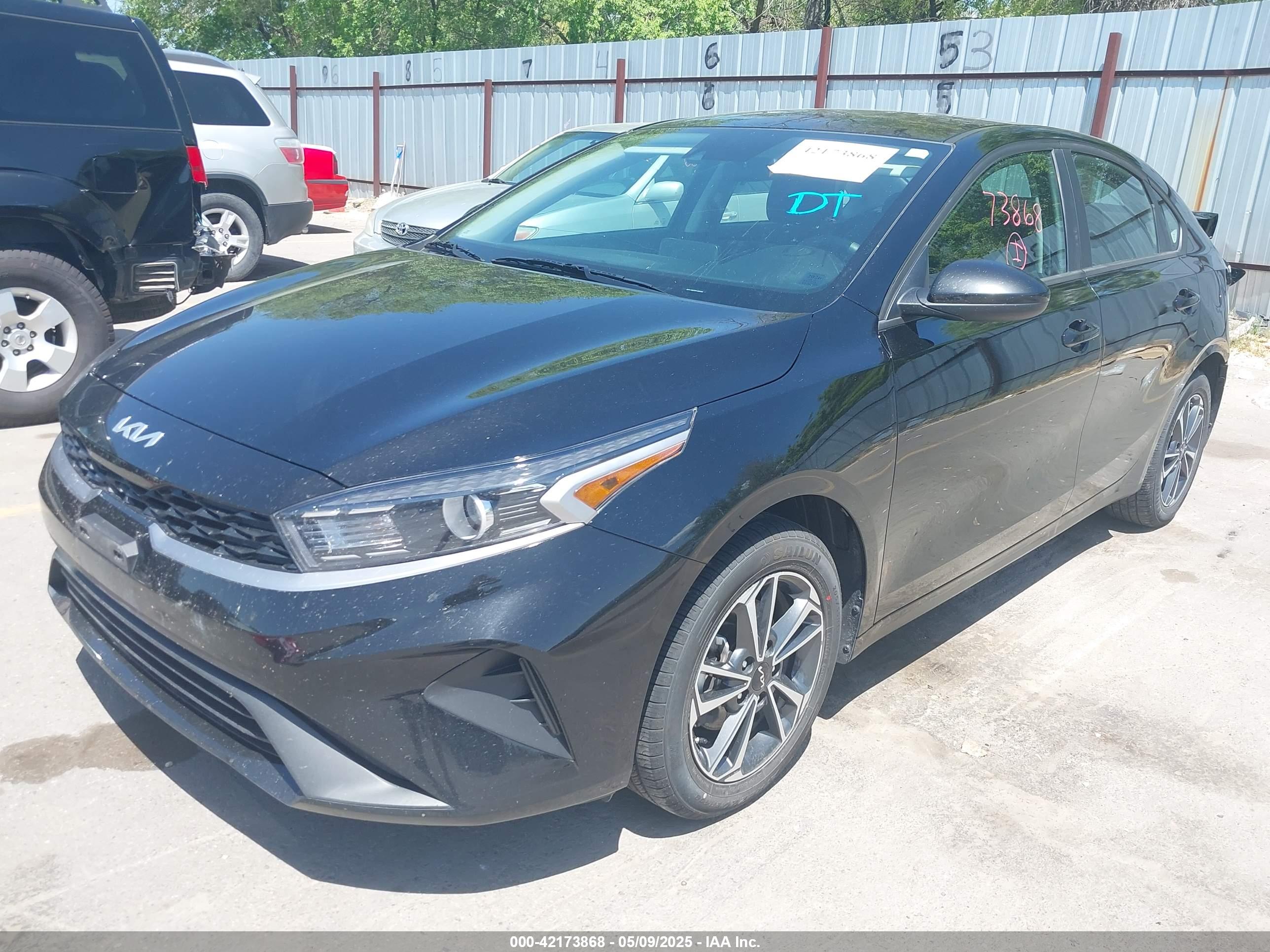 KIA FORTE image 2