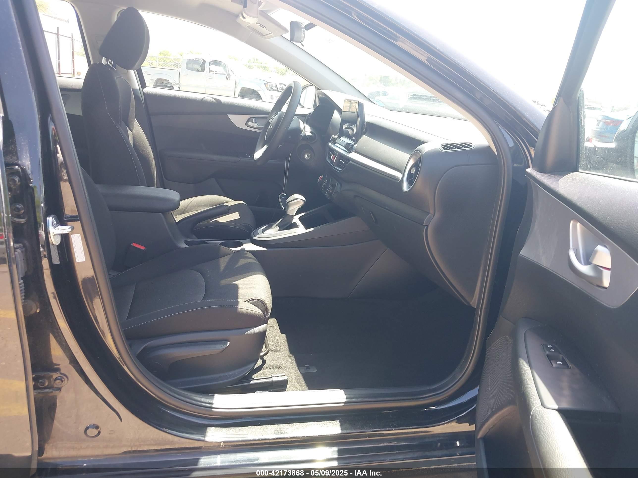 KIA FORTE image 5